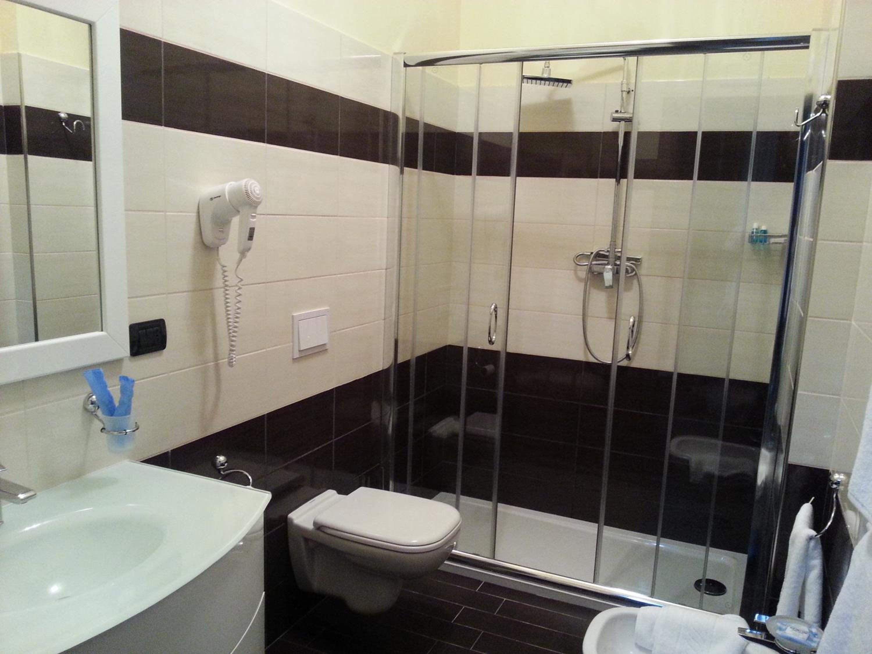 Double or Twin Room photo 2