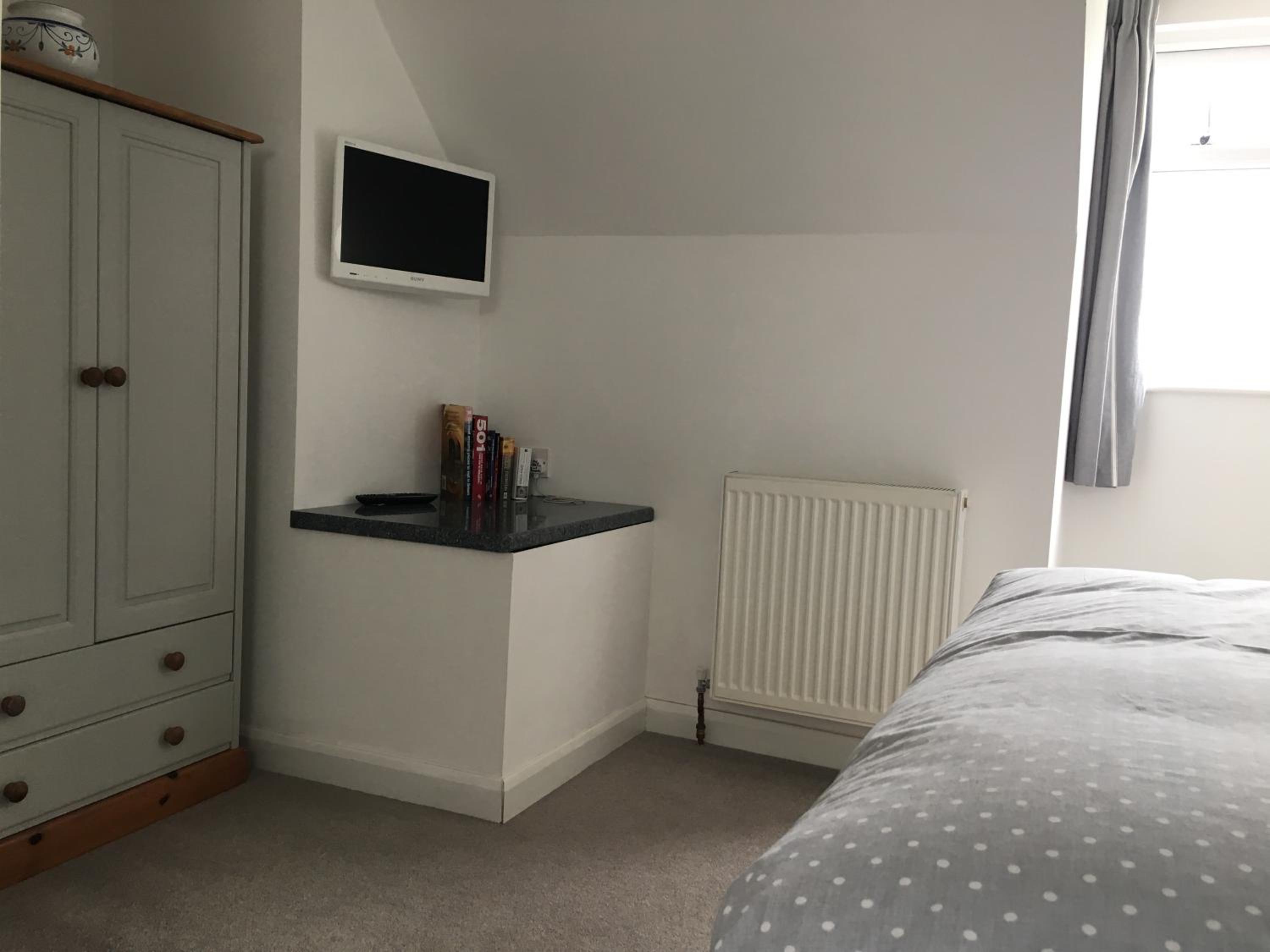 Apartment with Sea View - Photo 13