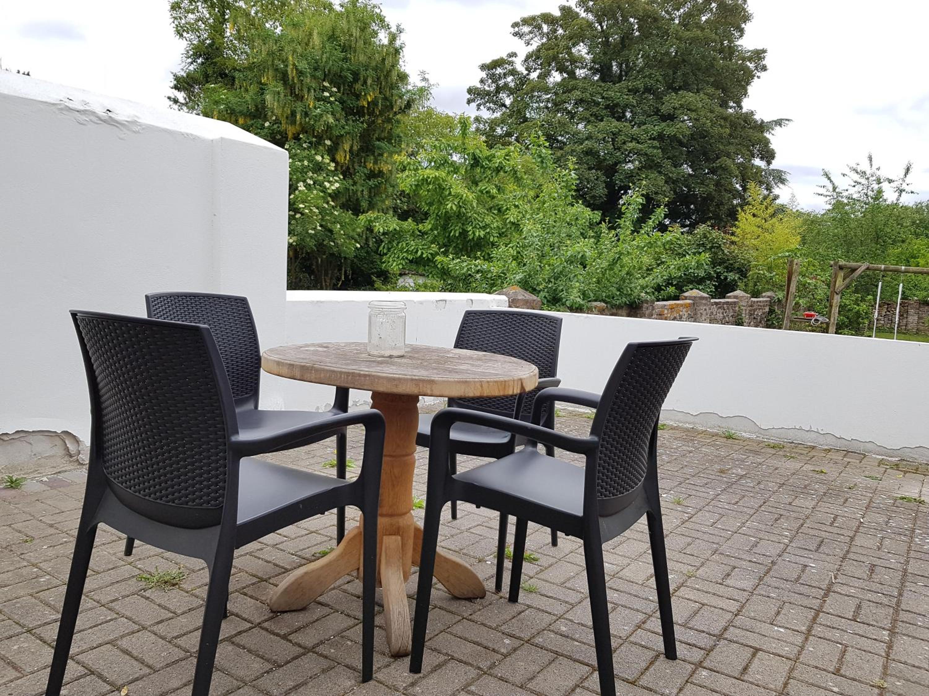 Apartment on Ground Floor - Photo 4