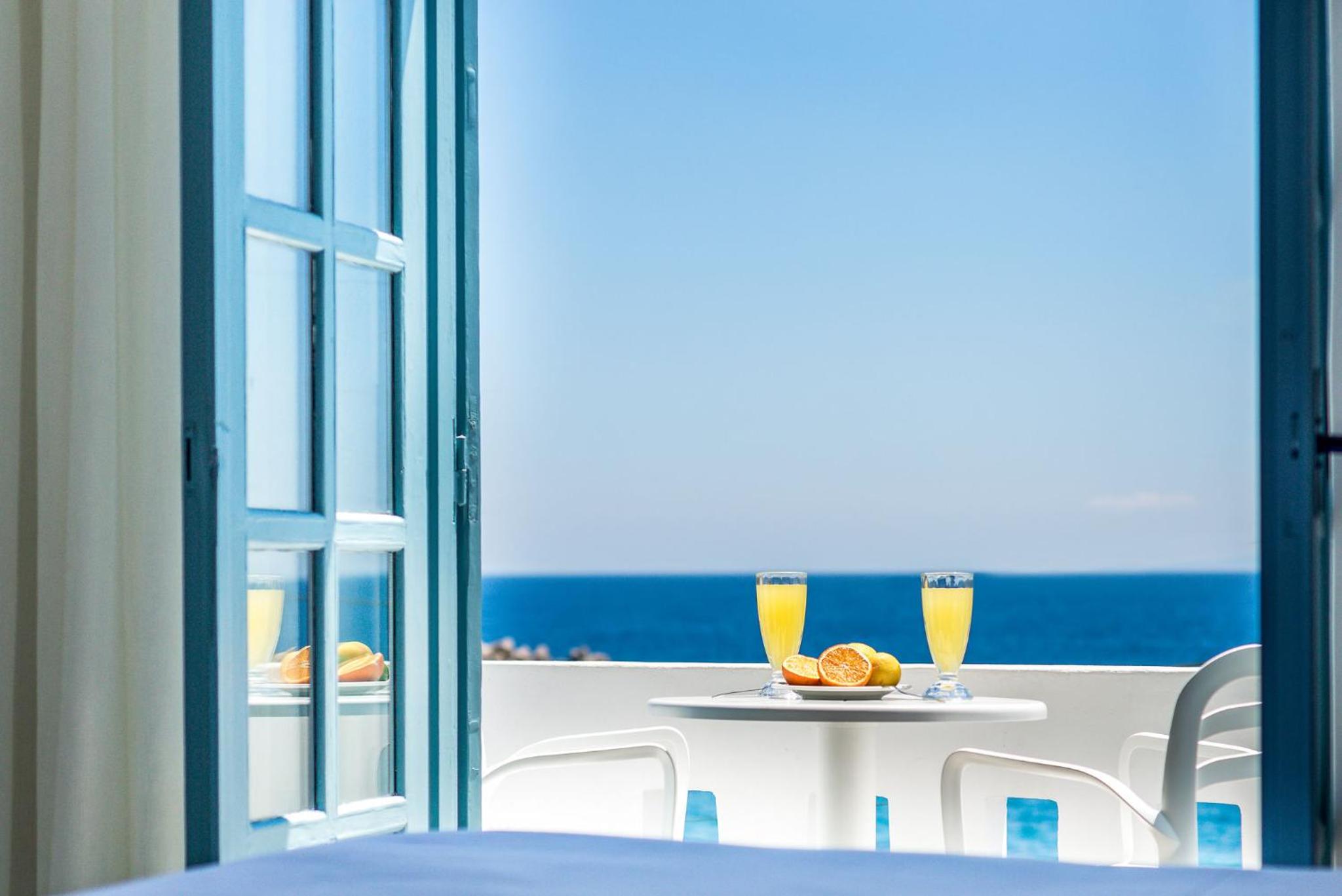 Junior Suite with Sea View - Photo 16