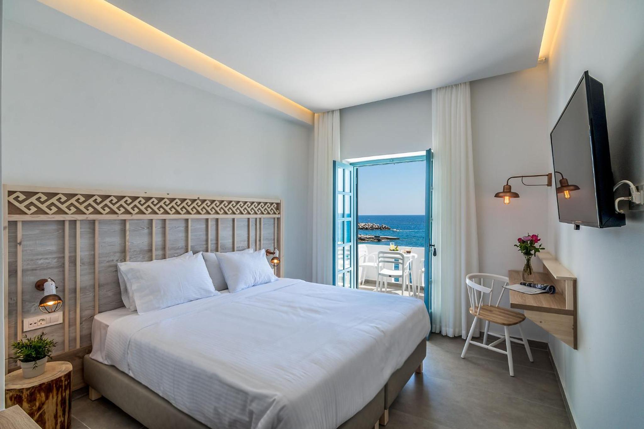 Junior Suite with Sea View - Photo 6