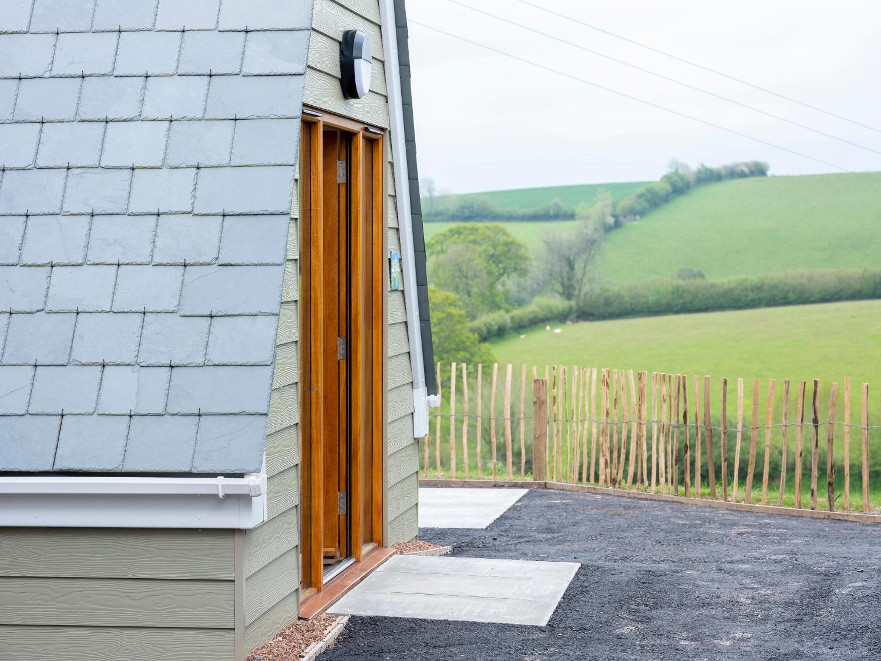 Double Lodge (Bluebell) with Garden View - Photo 18