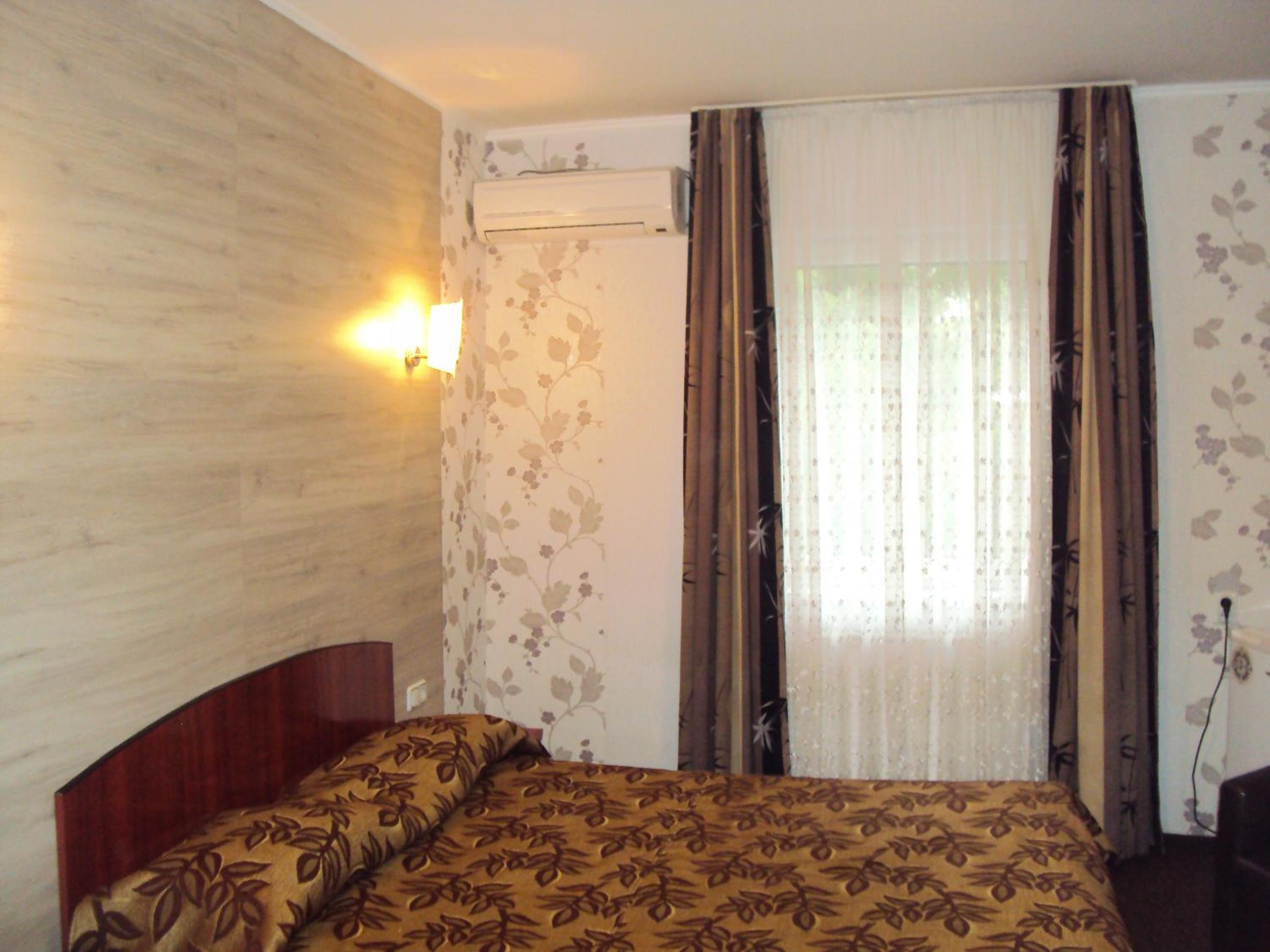 Double Room - Photo 2