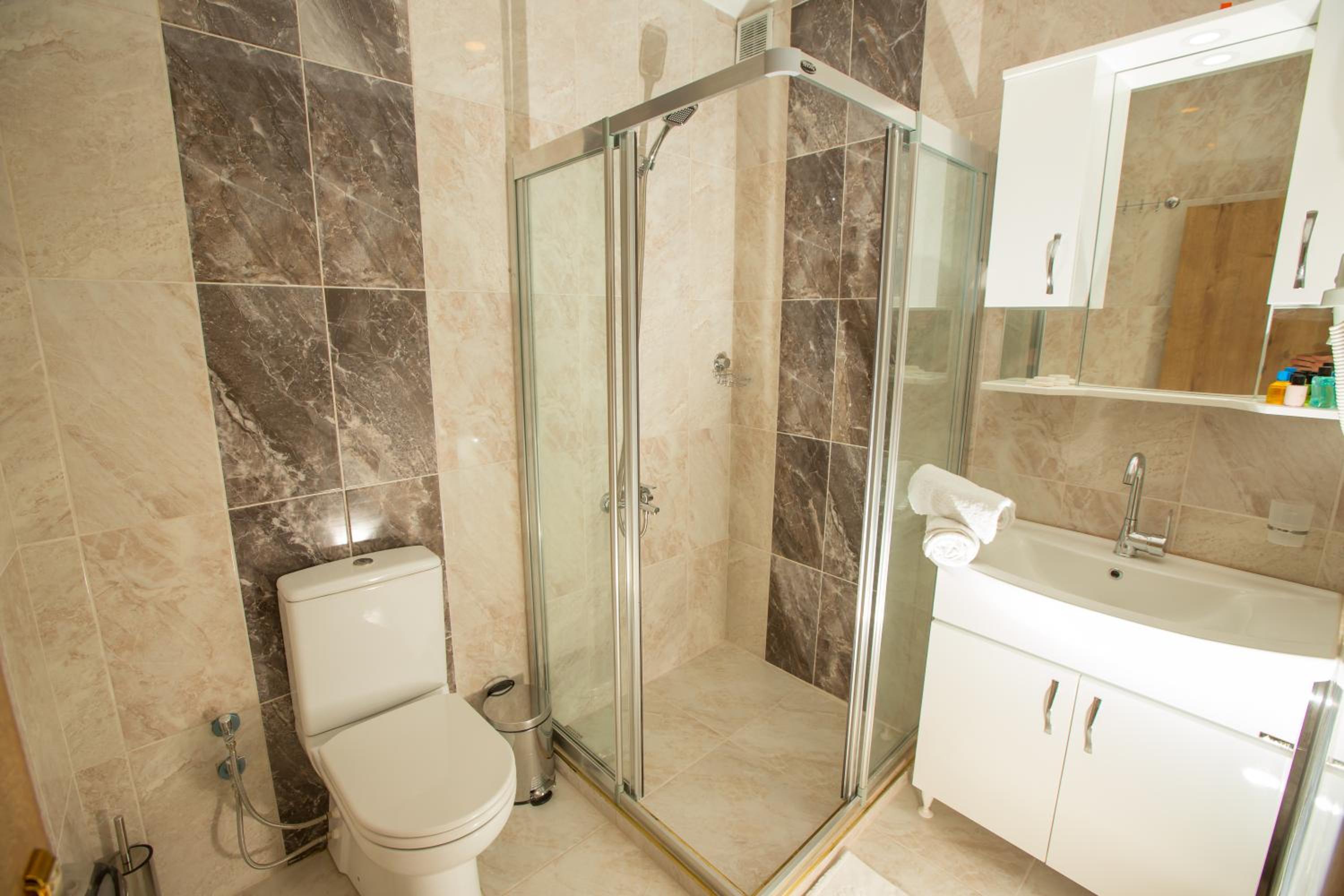 Standard Triple Room photo 3