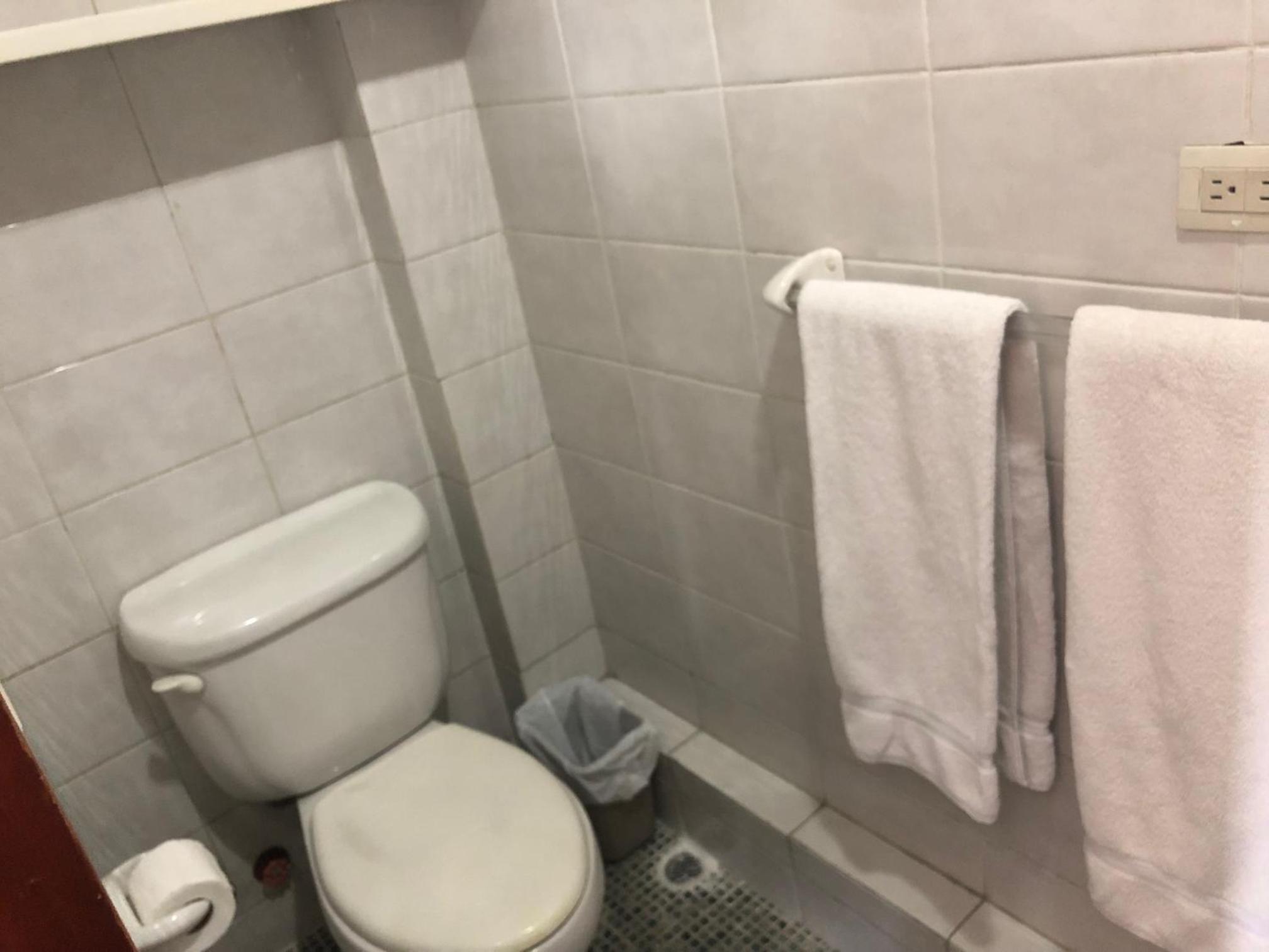 Studio Apartment photo 1