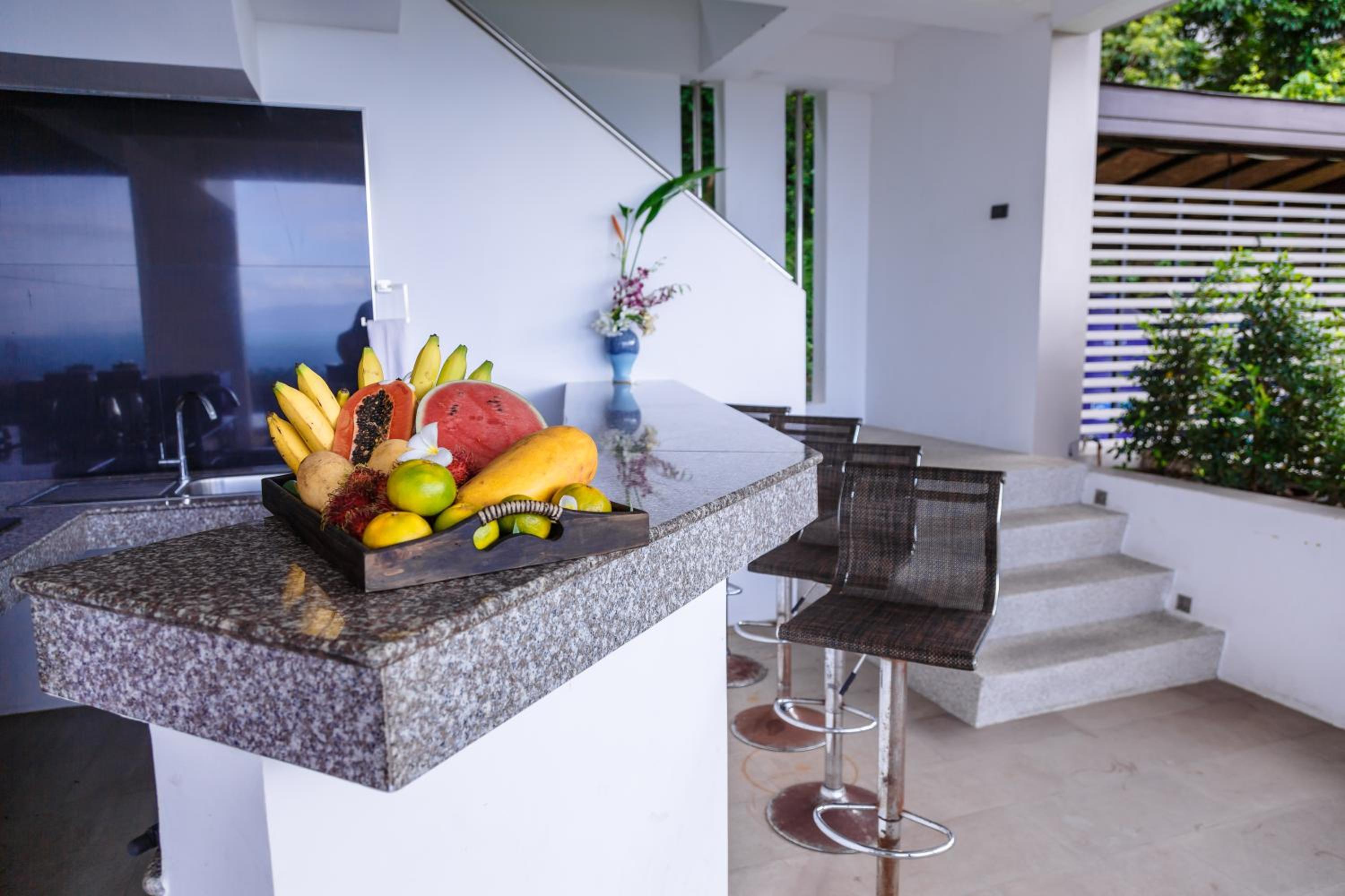 Villa with Sea View - Photo 30
