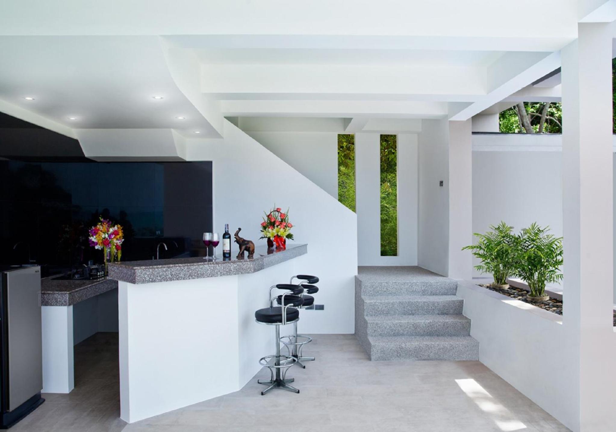 Villa with Sea View - Photo 32