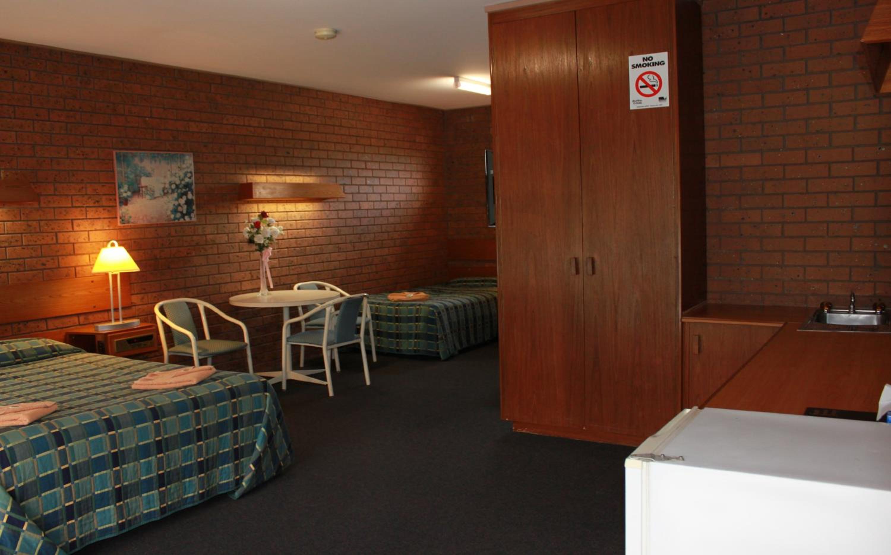 Standard Triple Room - Photo 3