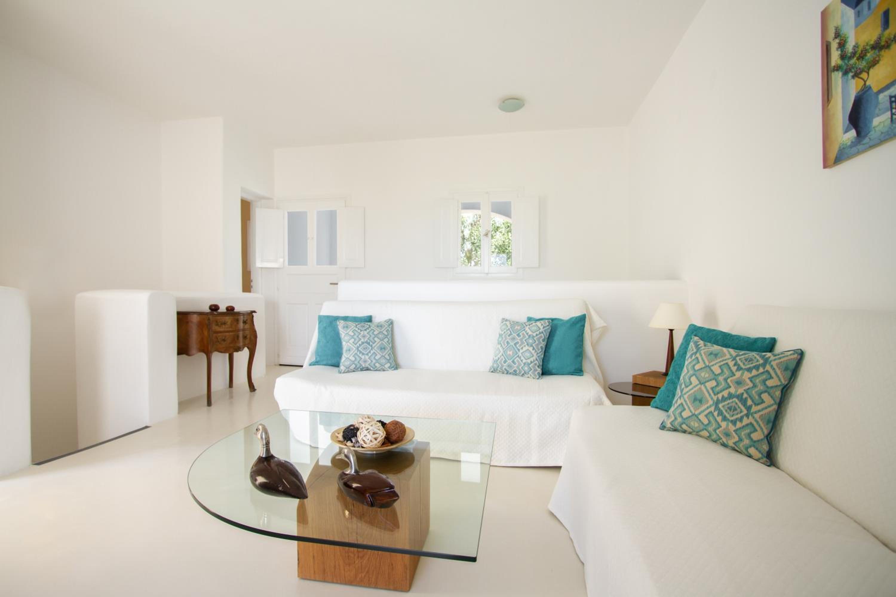White Katikia Two-Bedroom Apartment - Split Level - Photo 18
