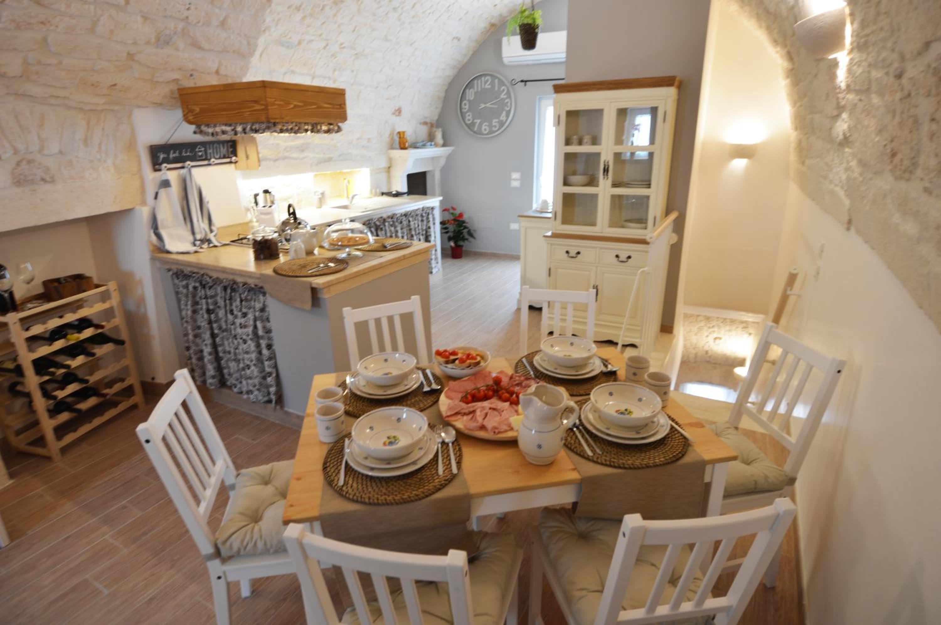 Apartment - Split Level - Photo 36
