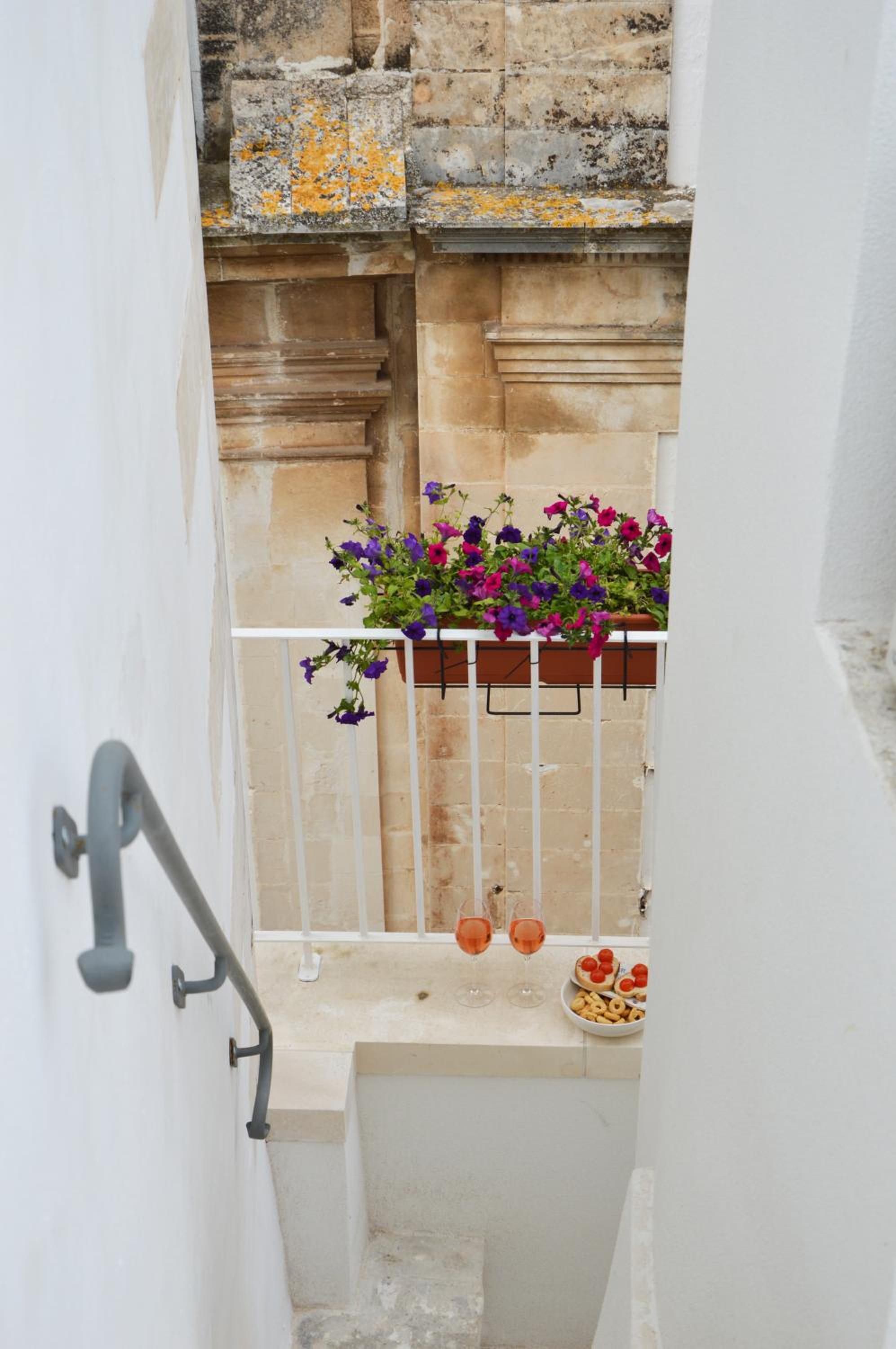 Apartment - Split Level - Photo 31