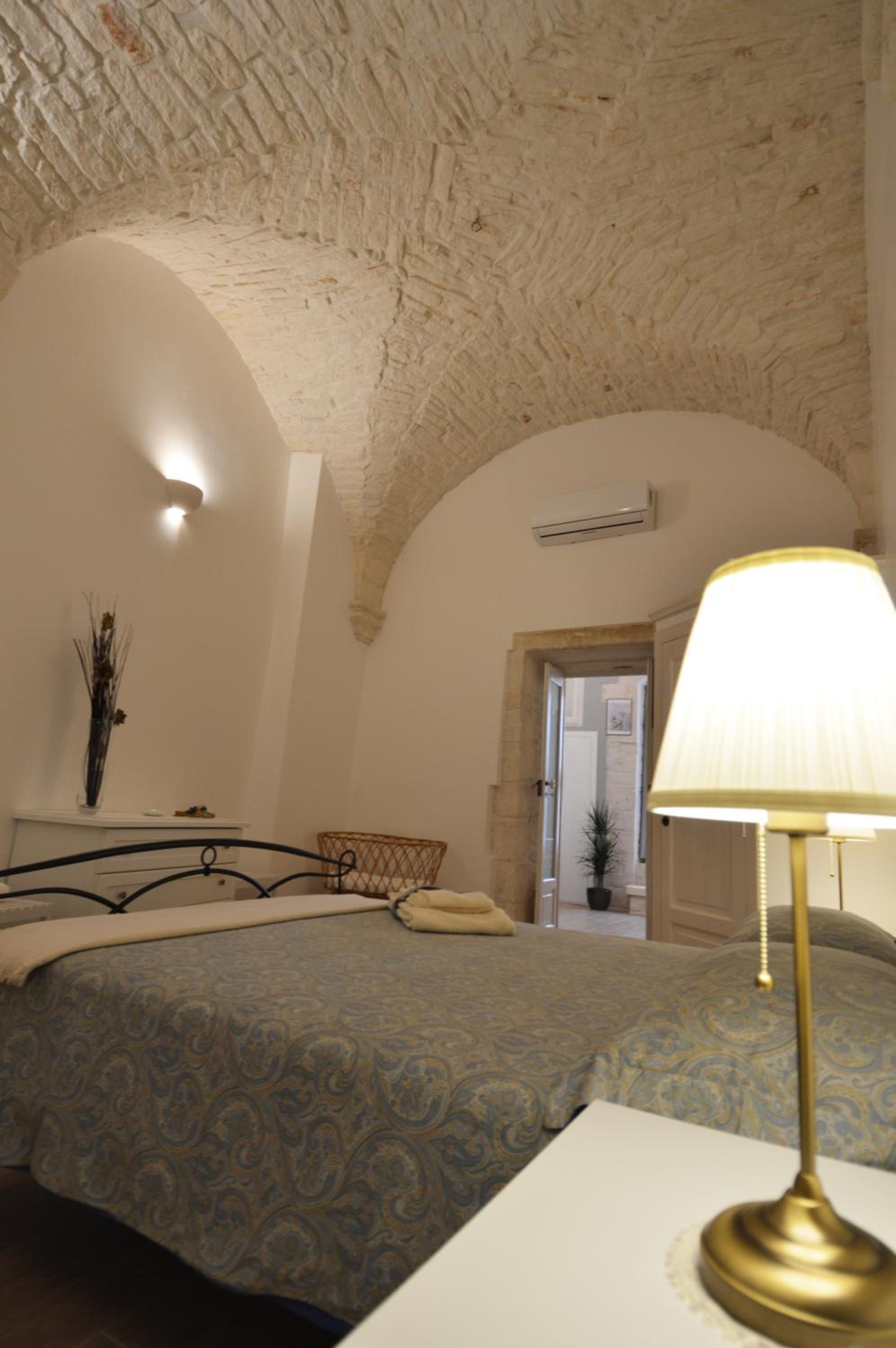 Apartment - Split Level - Photo 26
