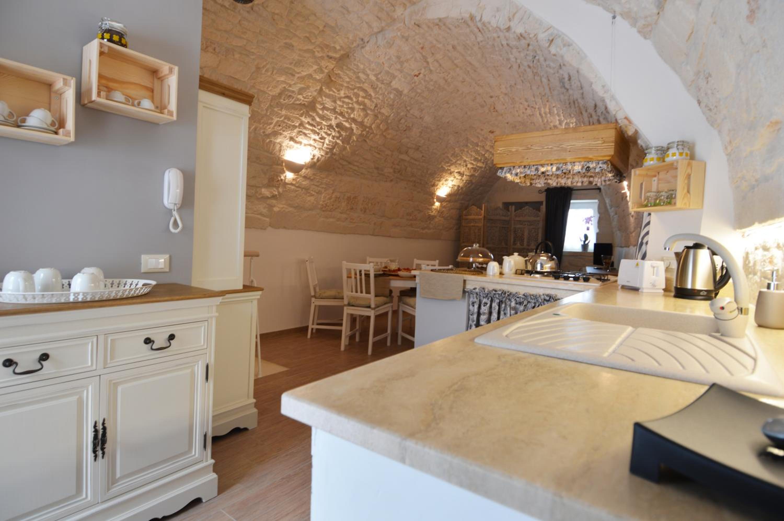 Apartment - Split Level - Photo 14