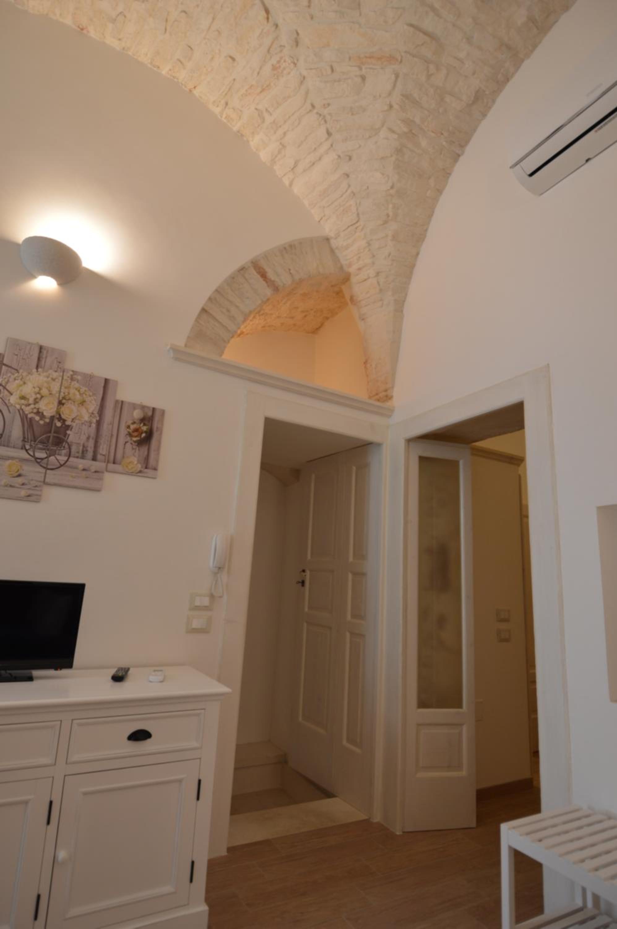 Apartment - Split Level - Photo 12