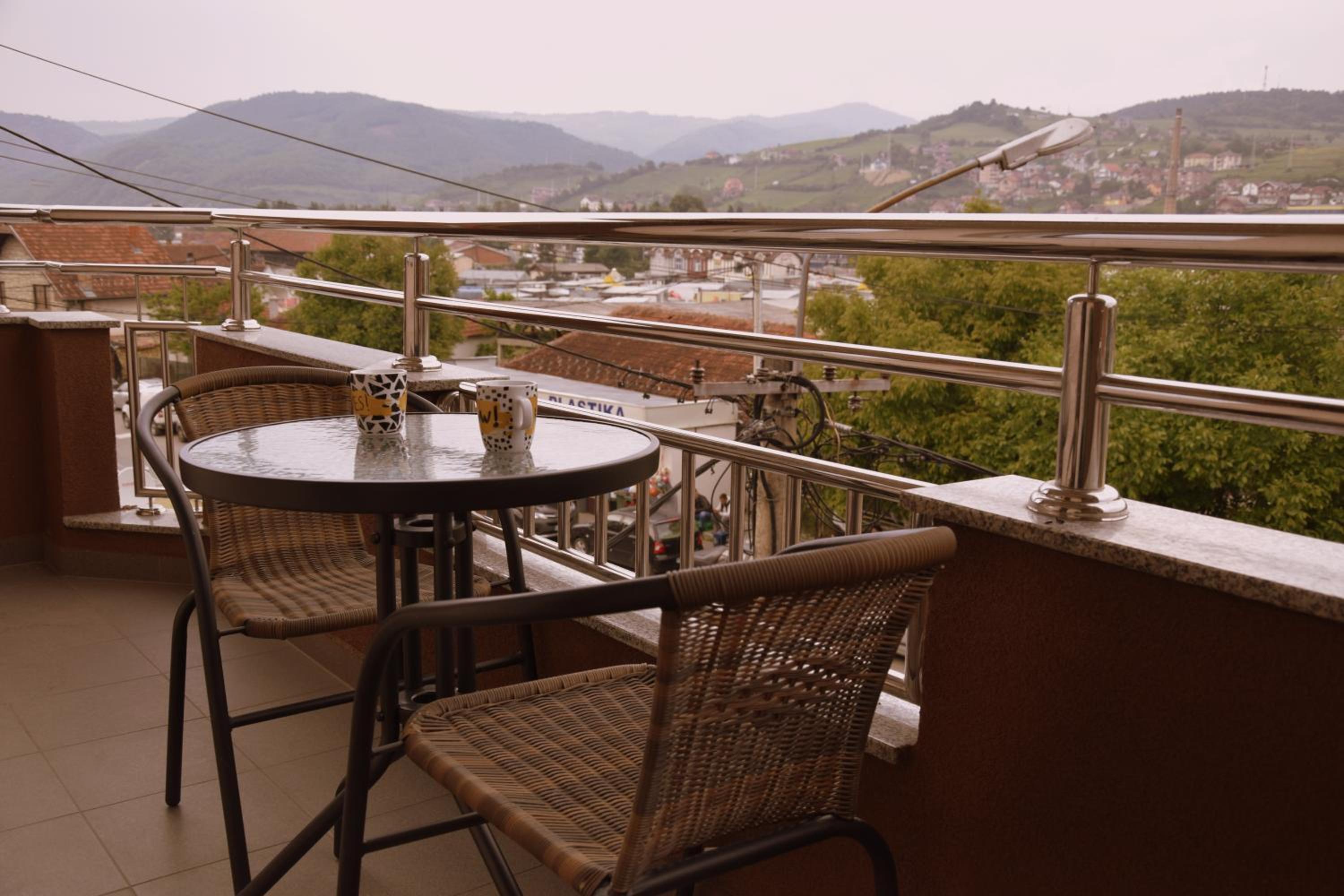 Apartment with Balcony photo 2