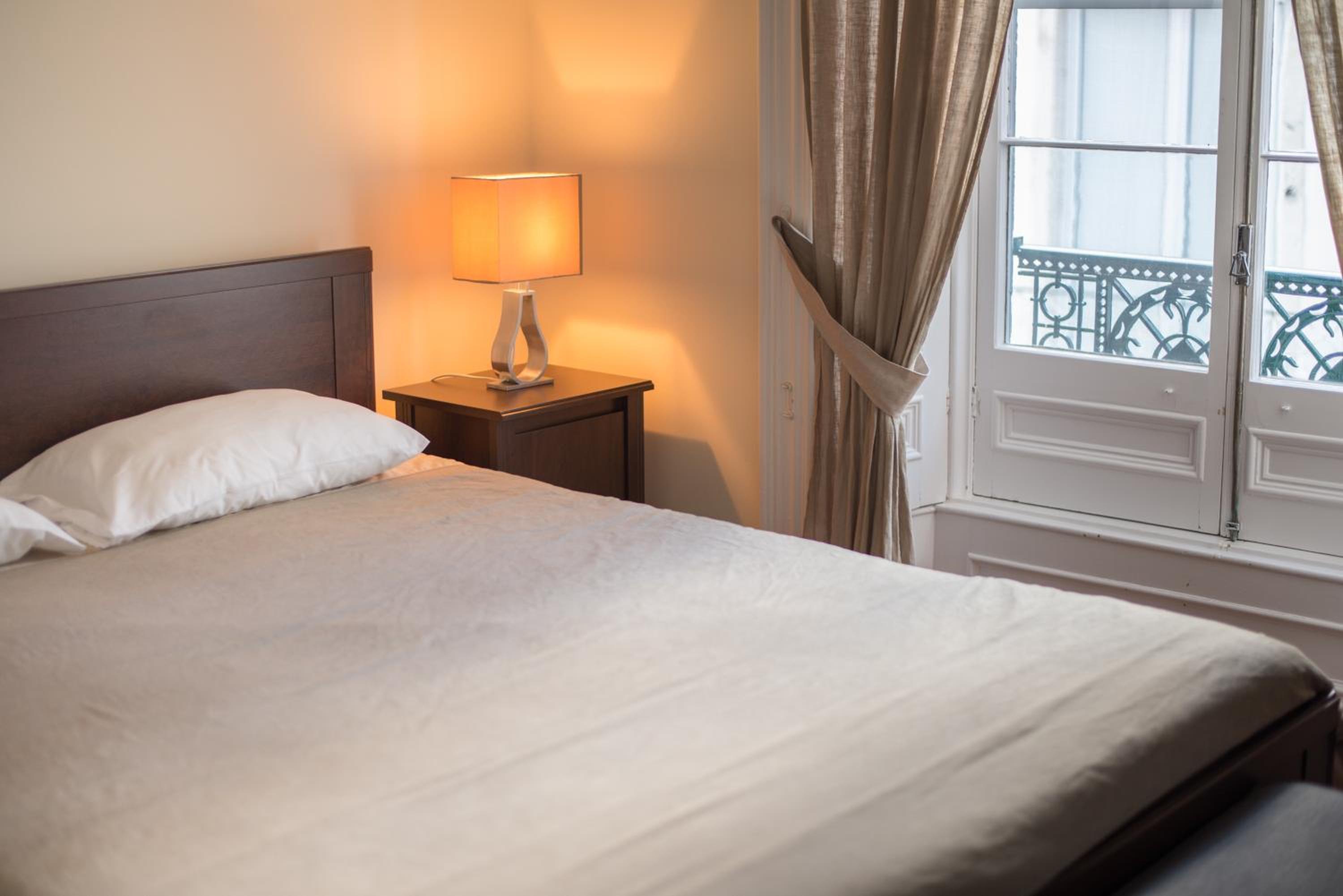 Double Room with Balcony (2 Adults + 1 Child) photo 3