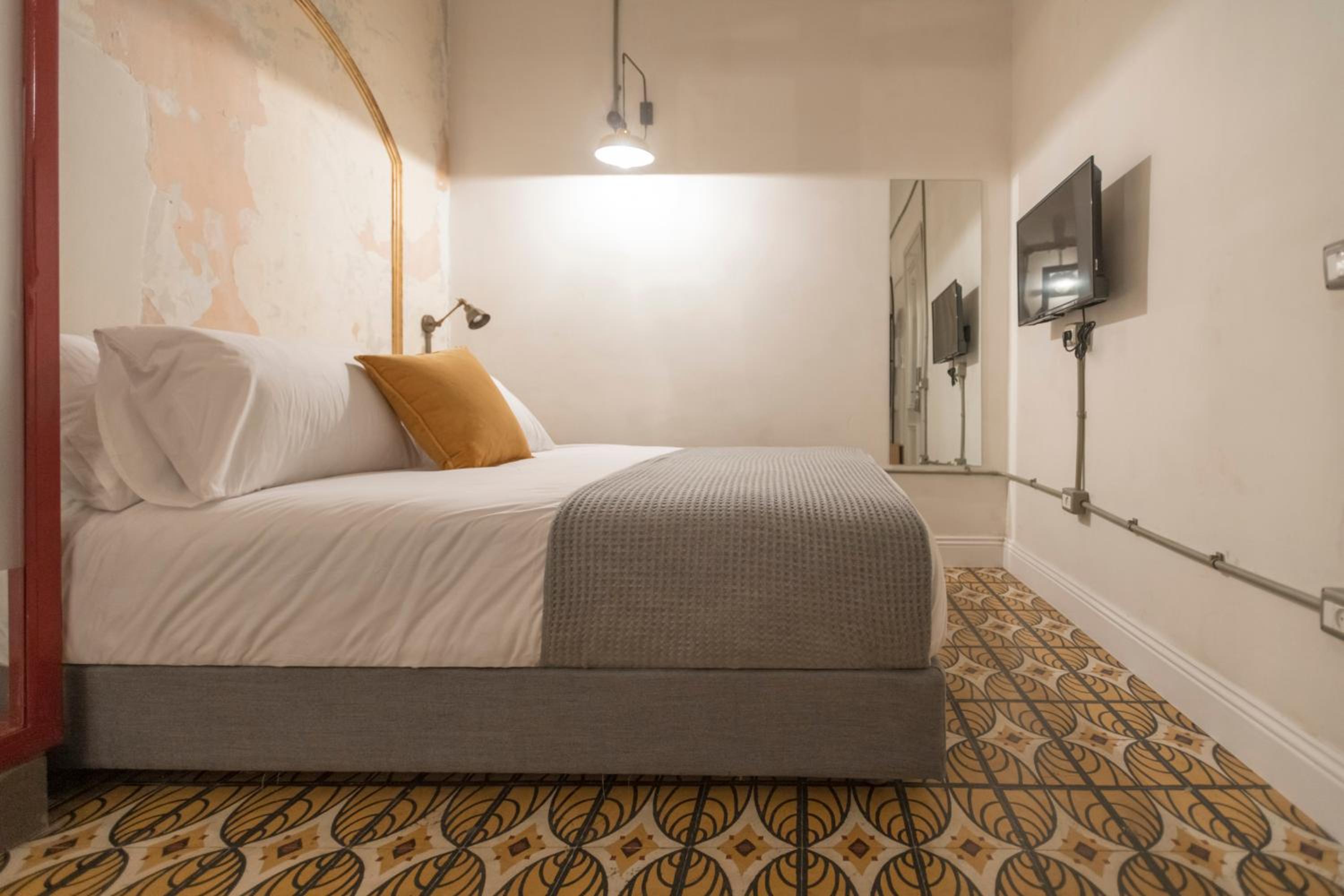 Double Room - Photo 2