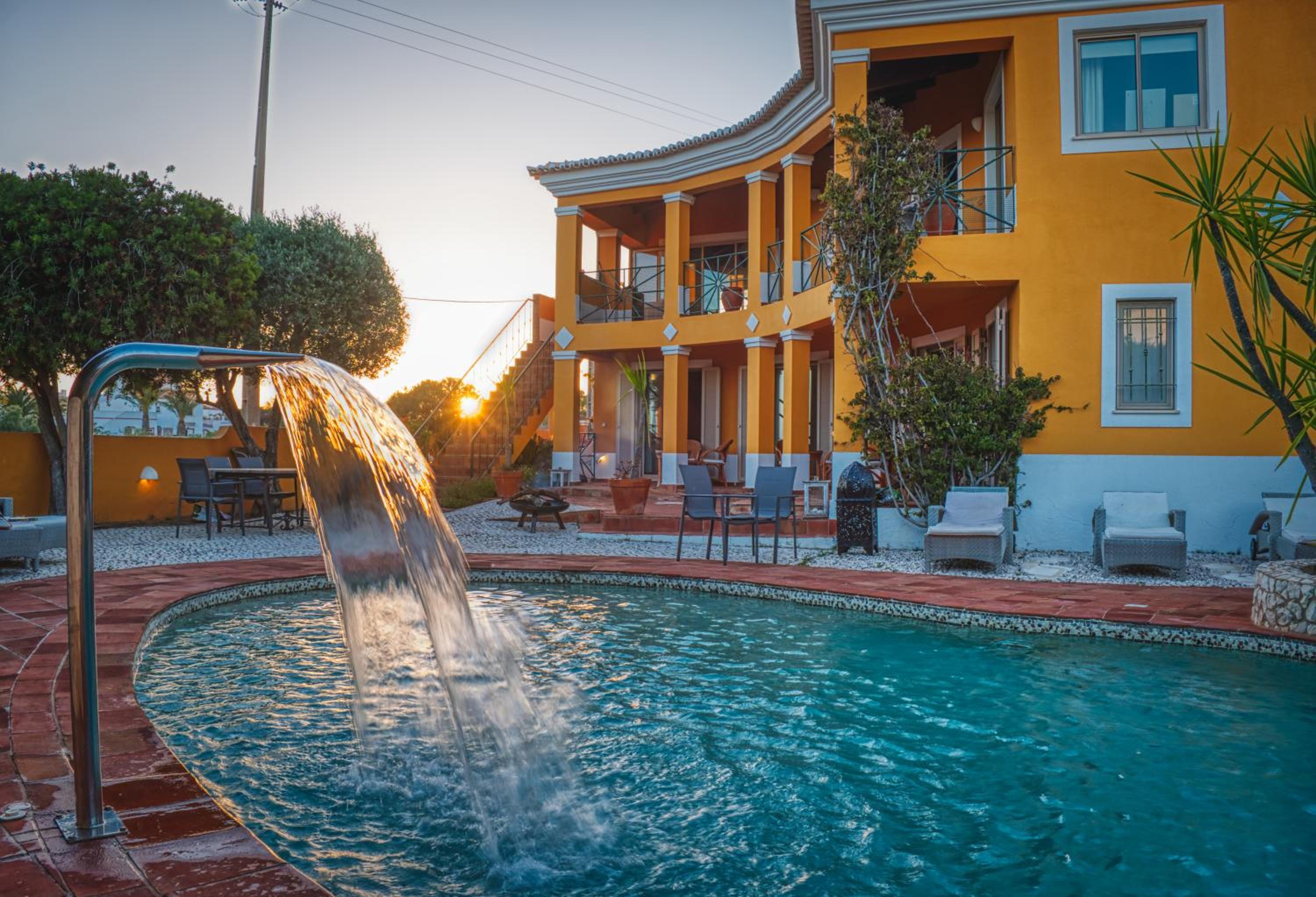 Villa - Beach Front