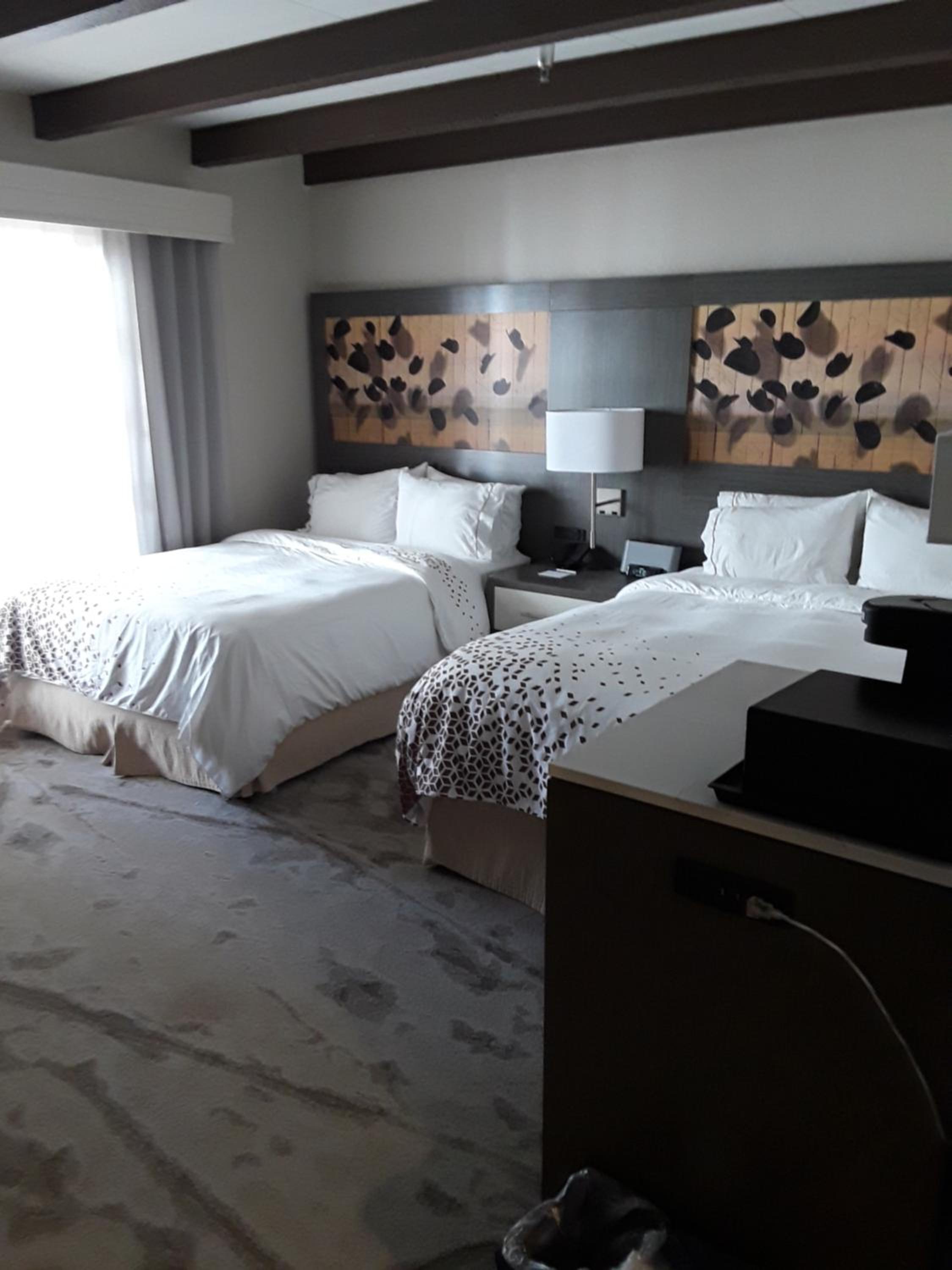 Double Room with Two Double Beds and Courtyard View - Non-Smoking - Photo 2