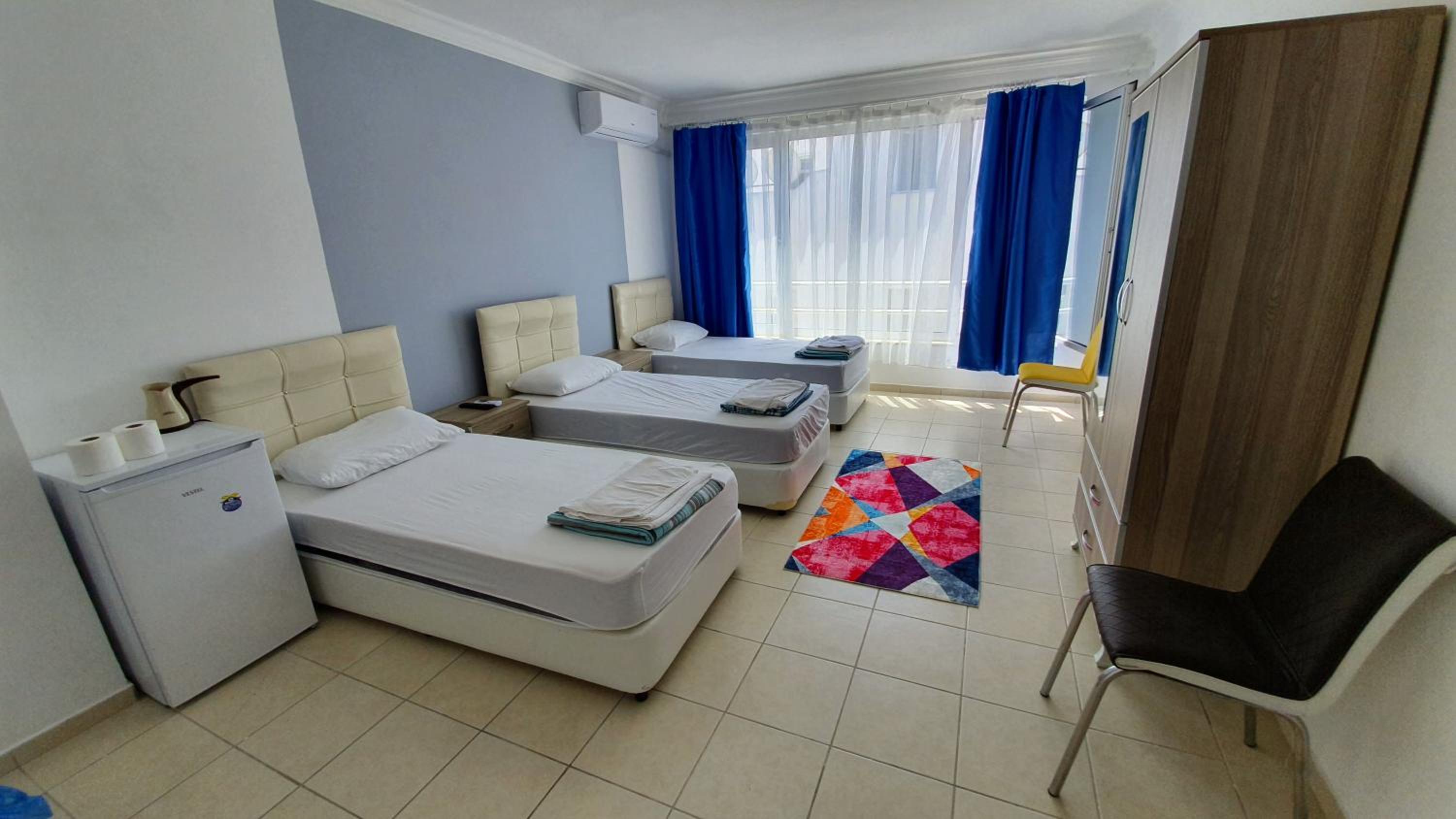 Large Double Or Twin Room