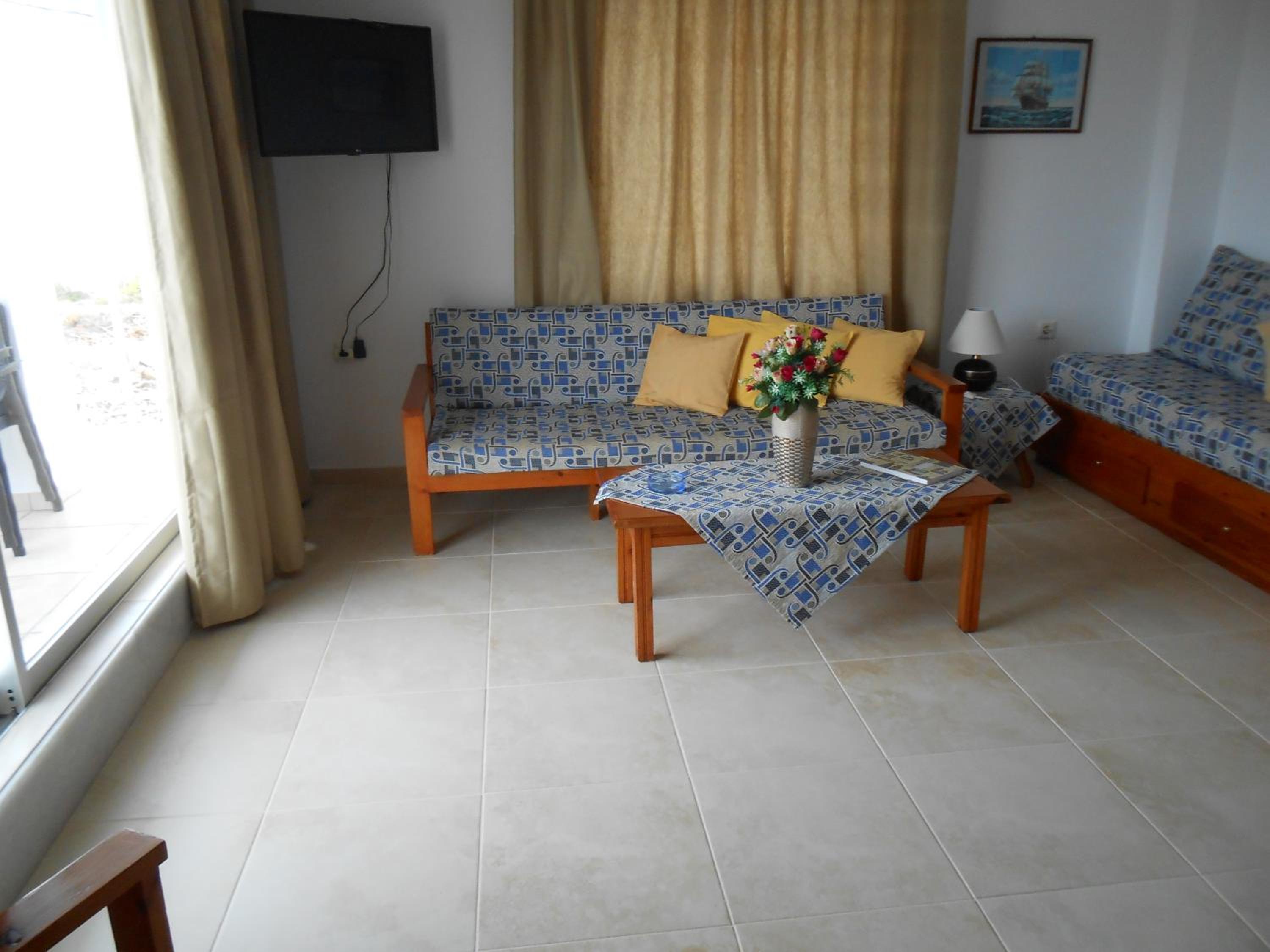 Family Apartment photo 3