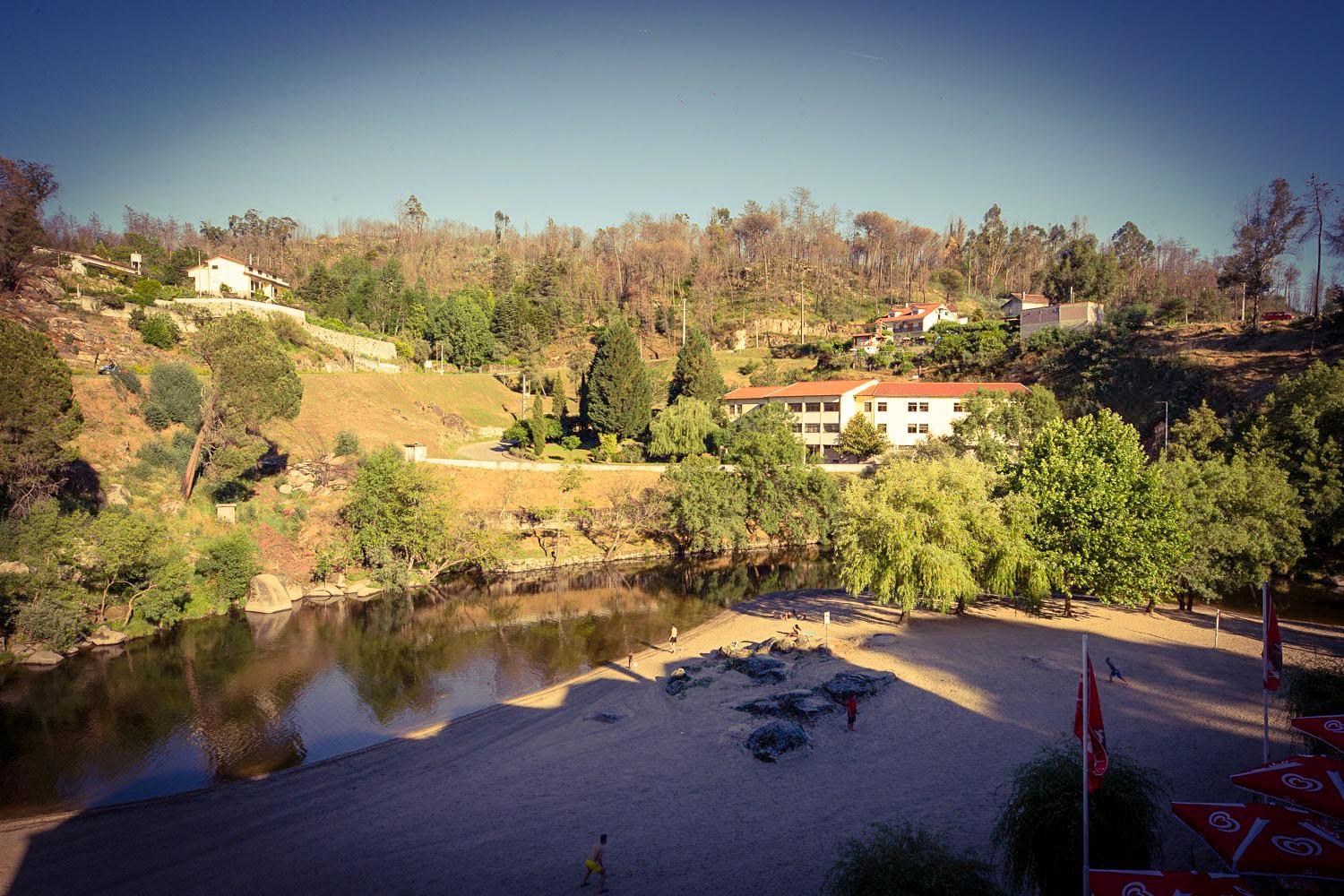 Double Room with River View - Photo 5