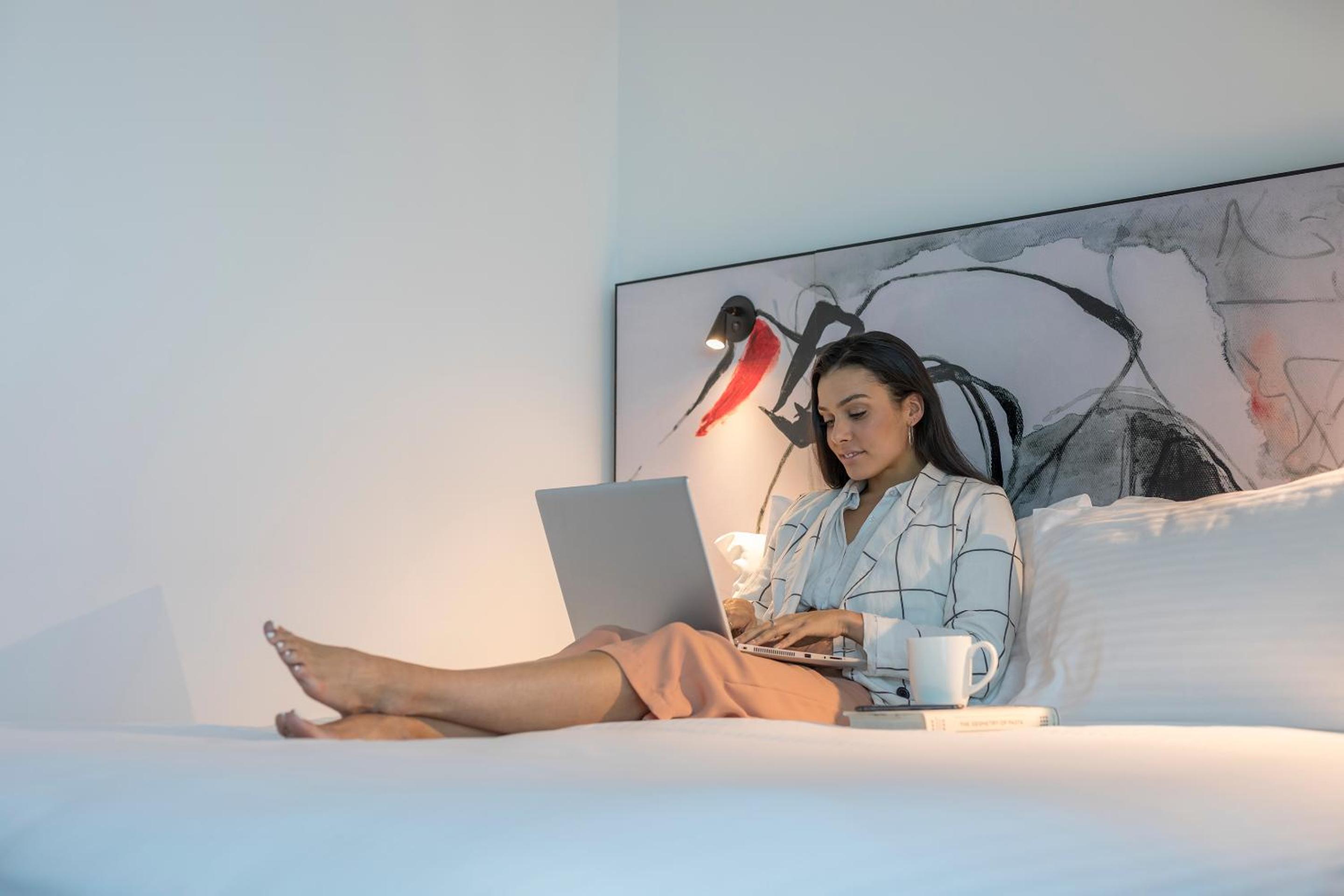 ‘Two-Bedroom Executive Apartment – Unserviced photo 3
