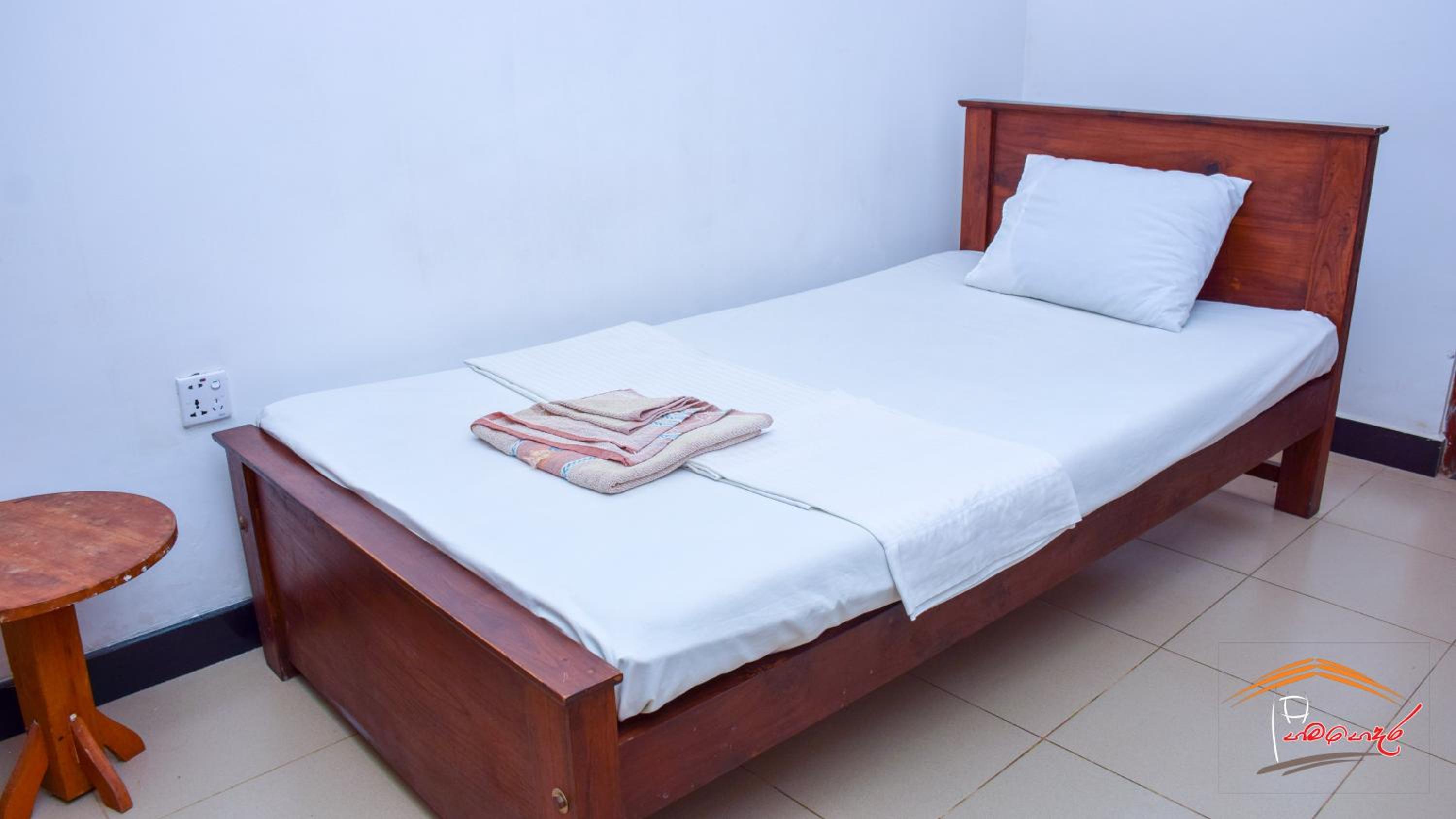 Budget Single Room