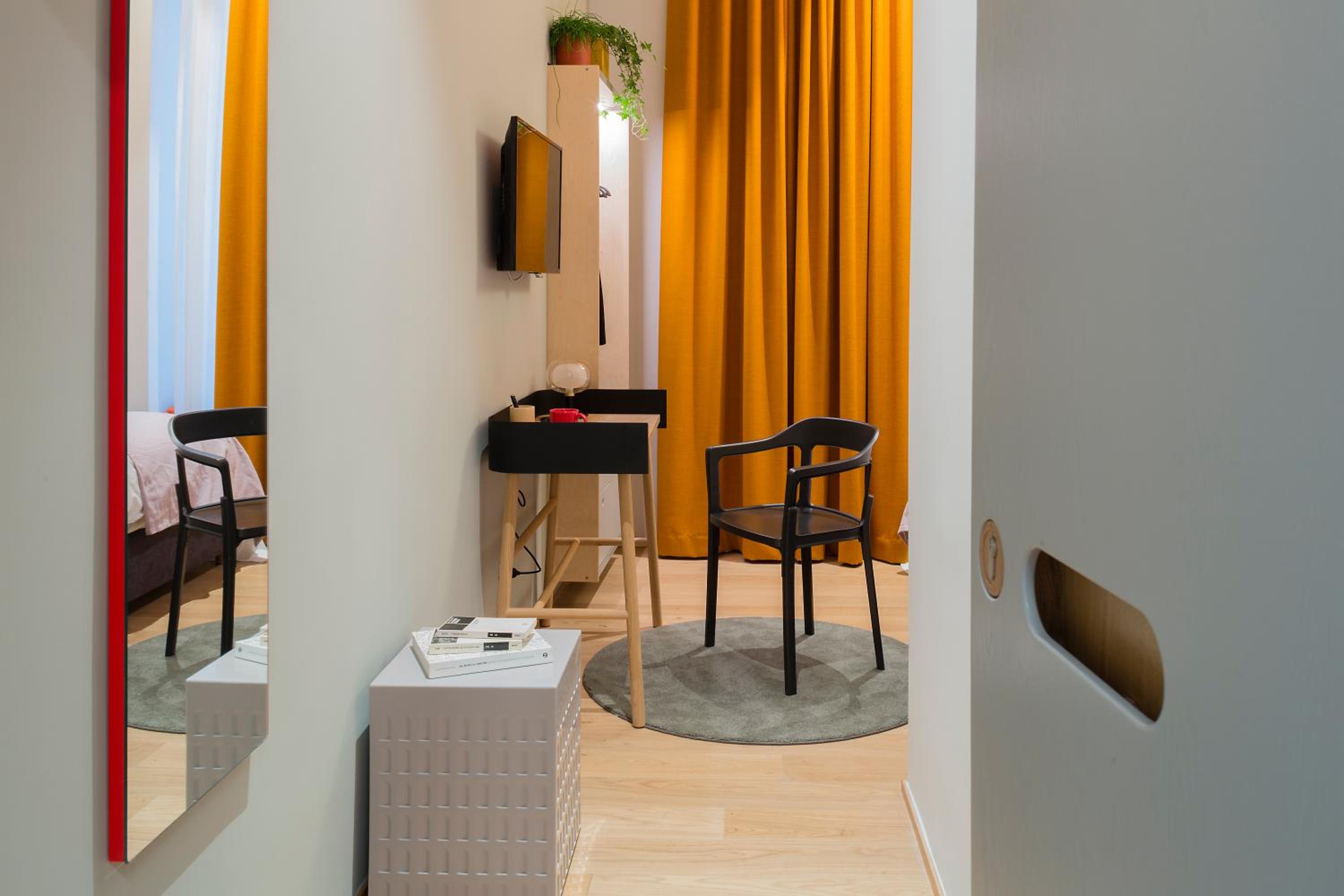 Single Room photo 2