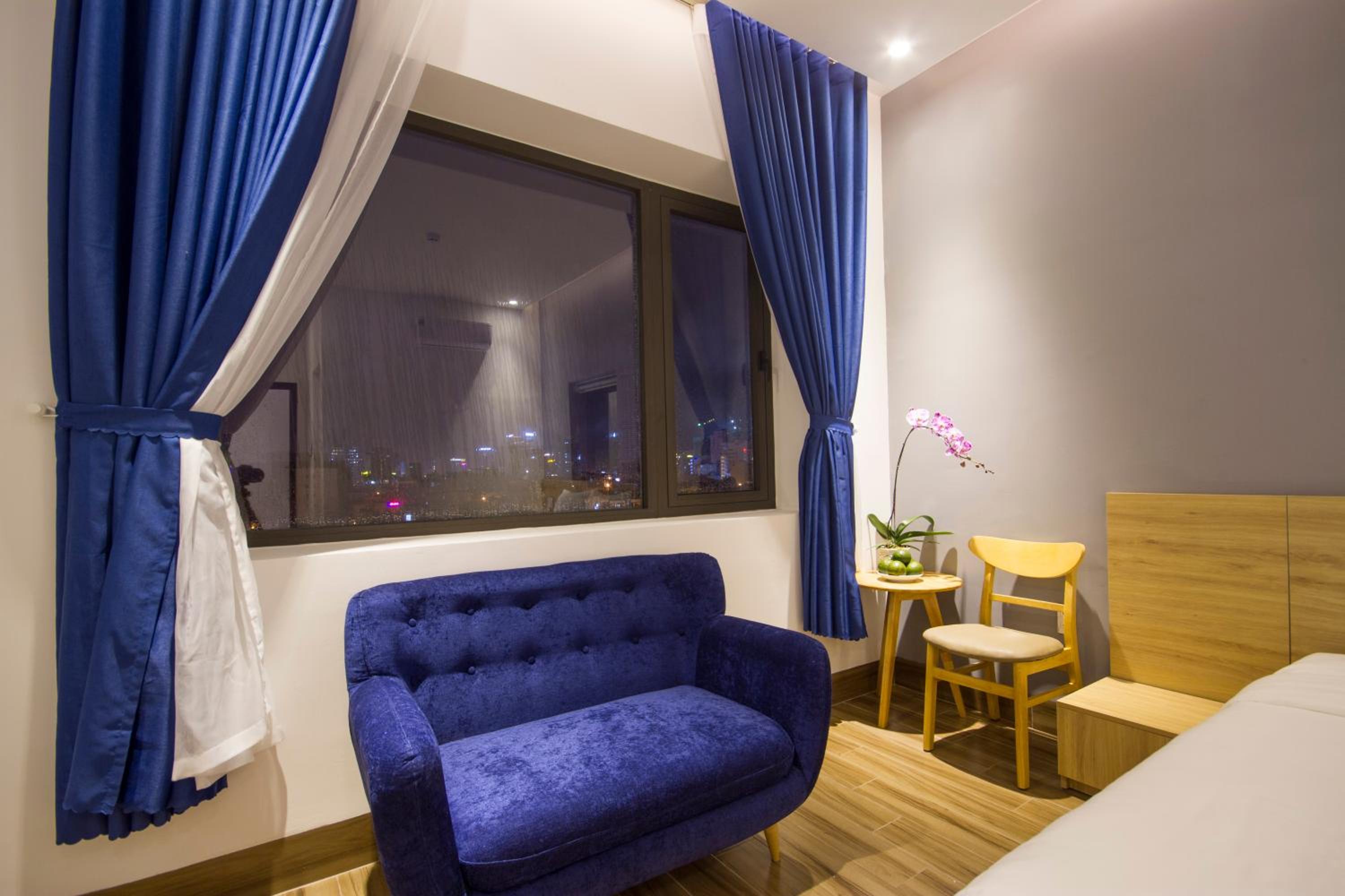 Deluxe King Double Room  - Photo 7