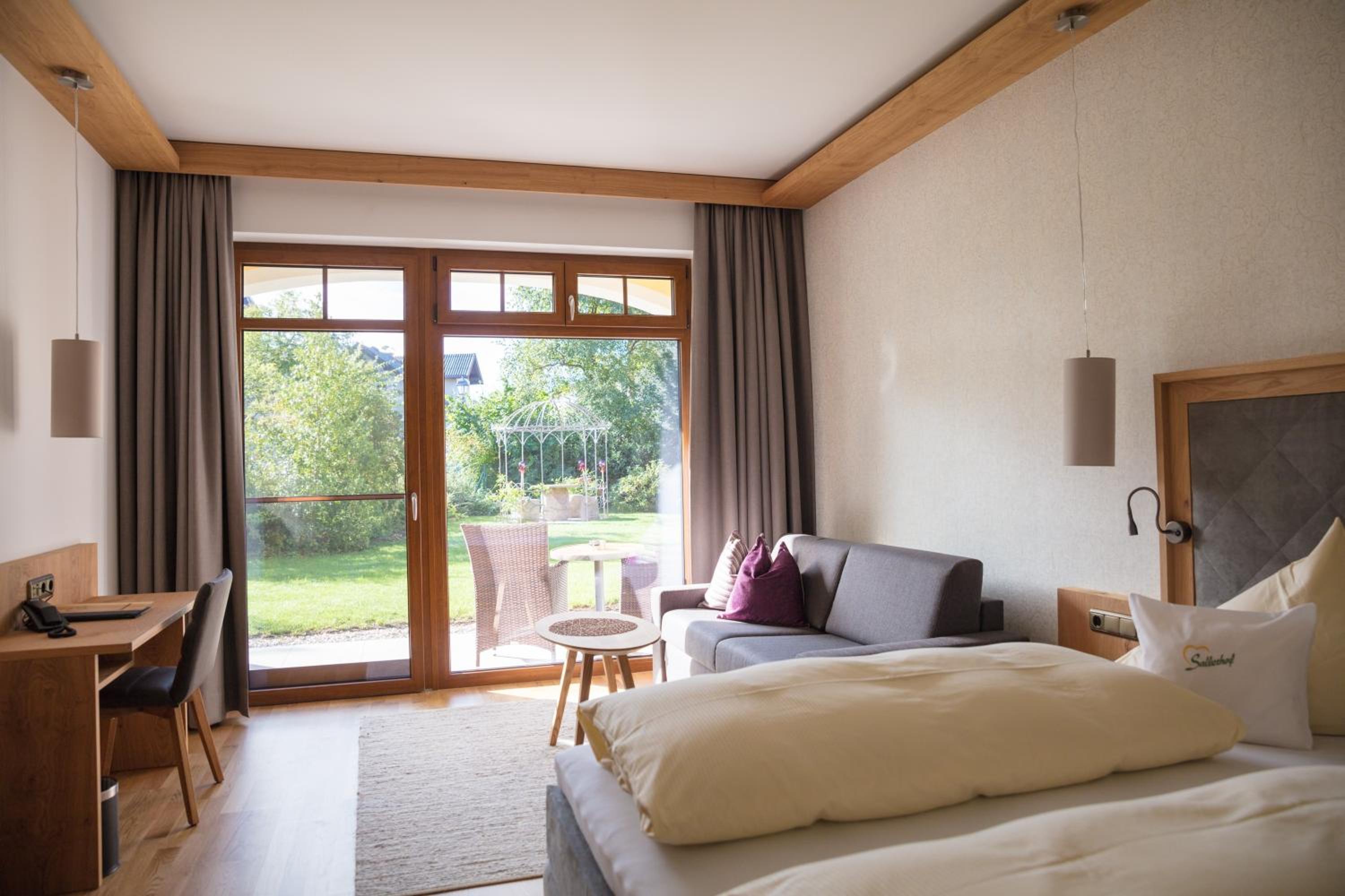 Garden Suite double room with A/C - Photo 1