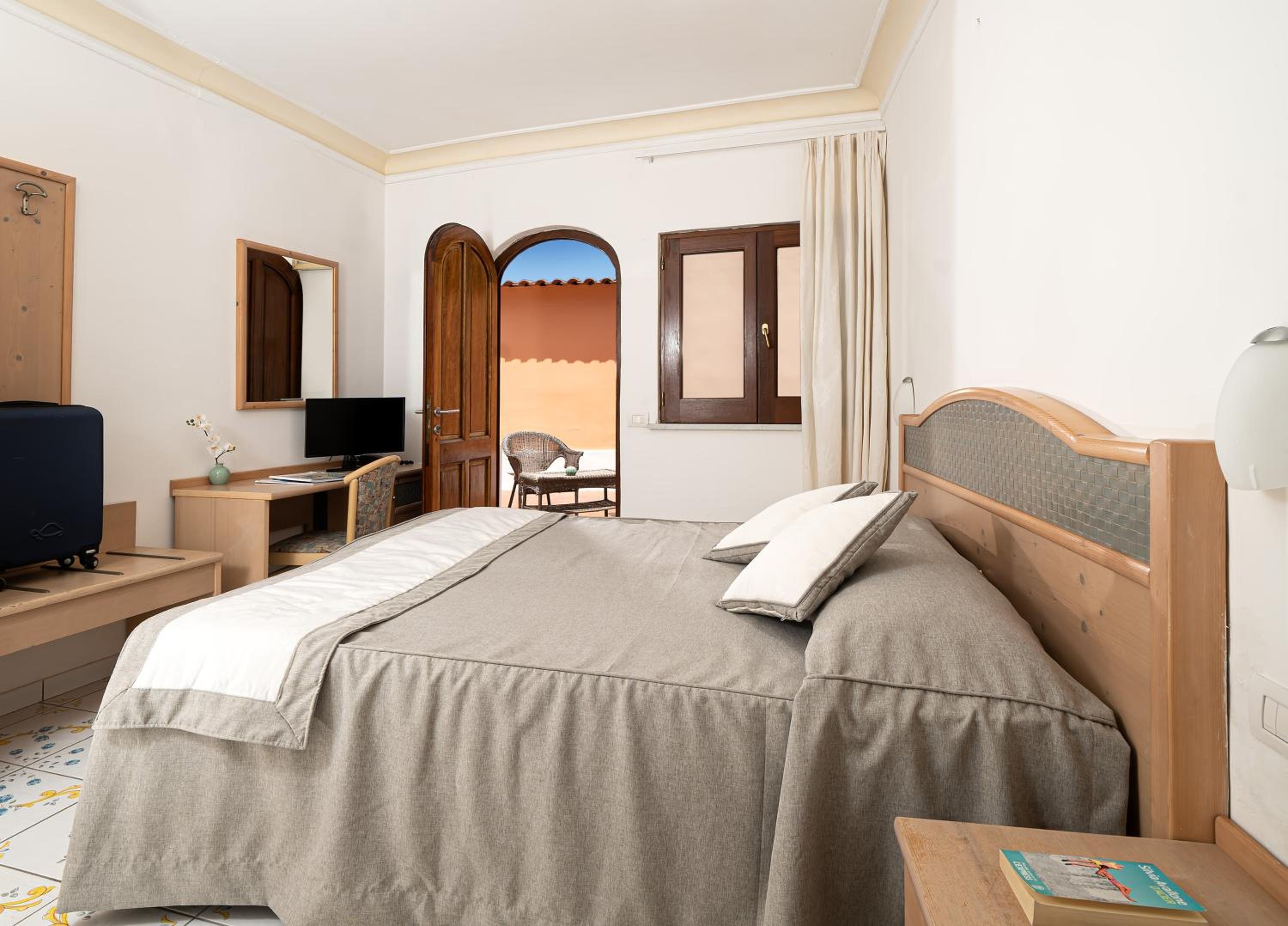 Double Room - Photo 1