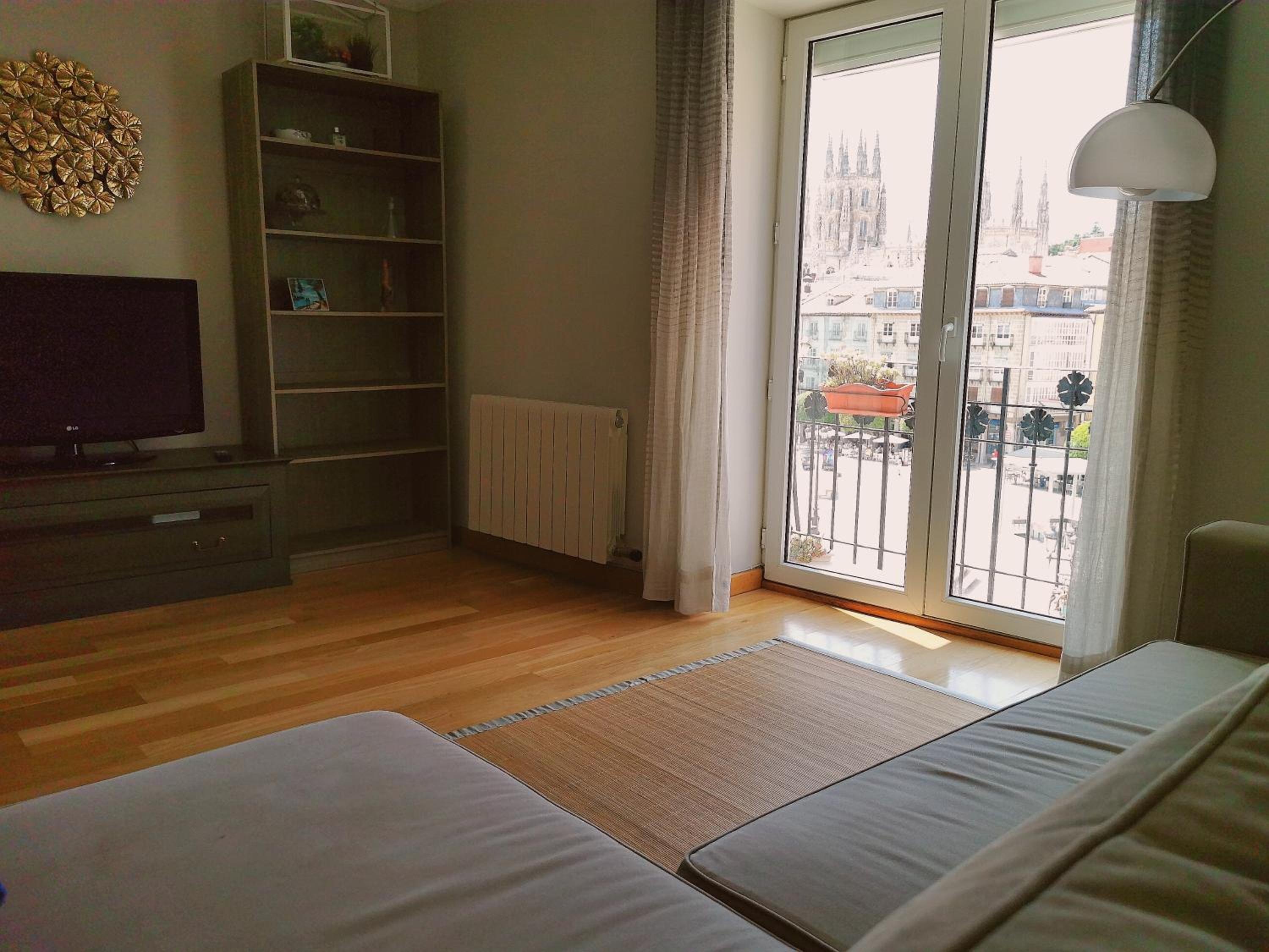 Two-Bedroom Apartment - Photo 7