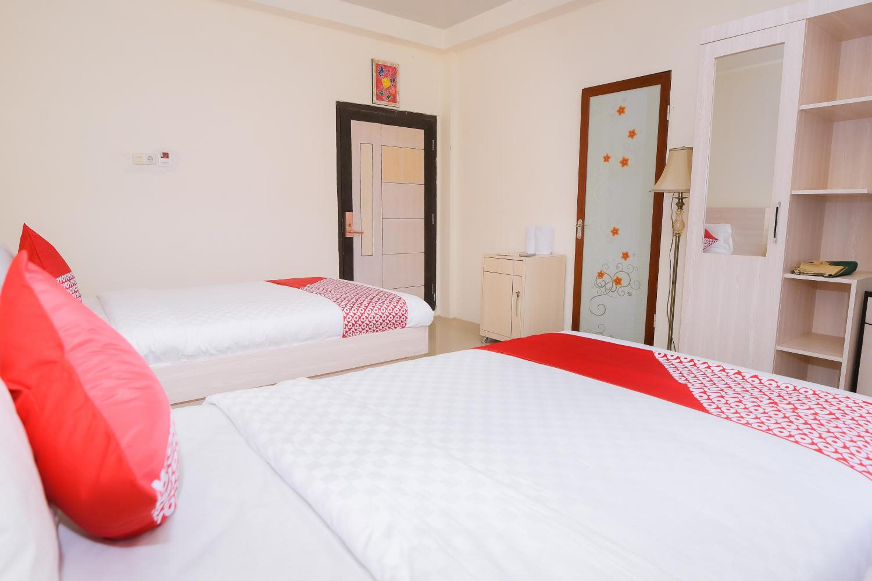 Superior Twin Room photo 3