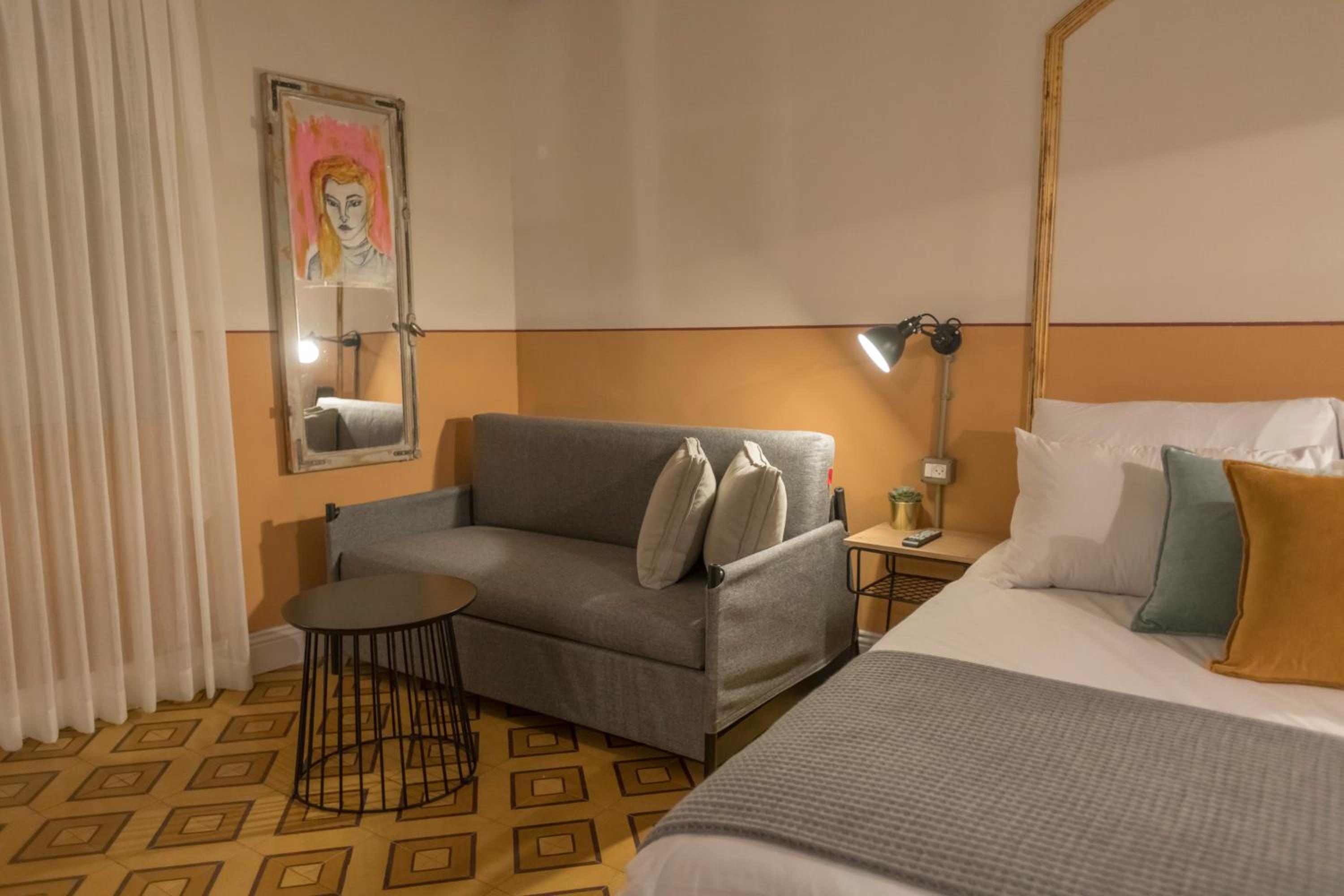 Deluxe Room - Photo 10