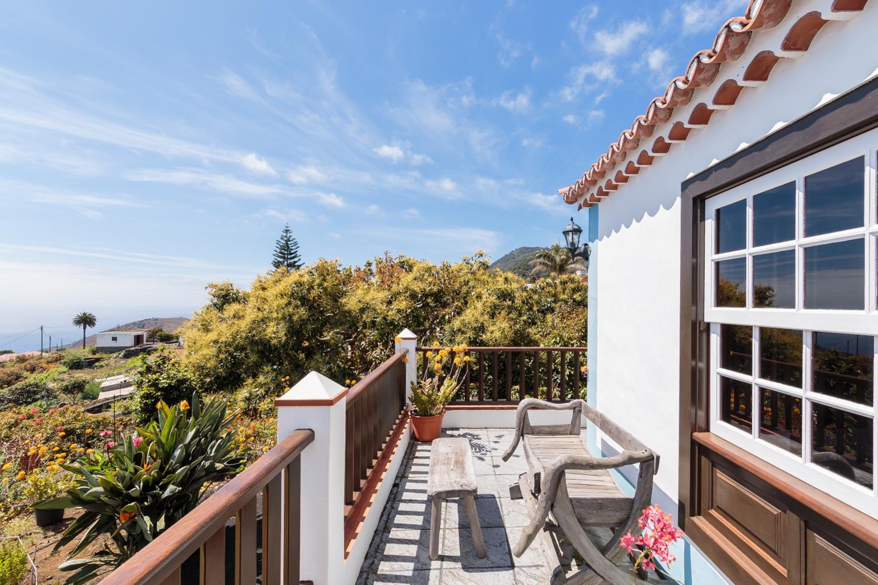 One-Bedroom House photo 3