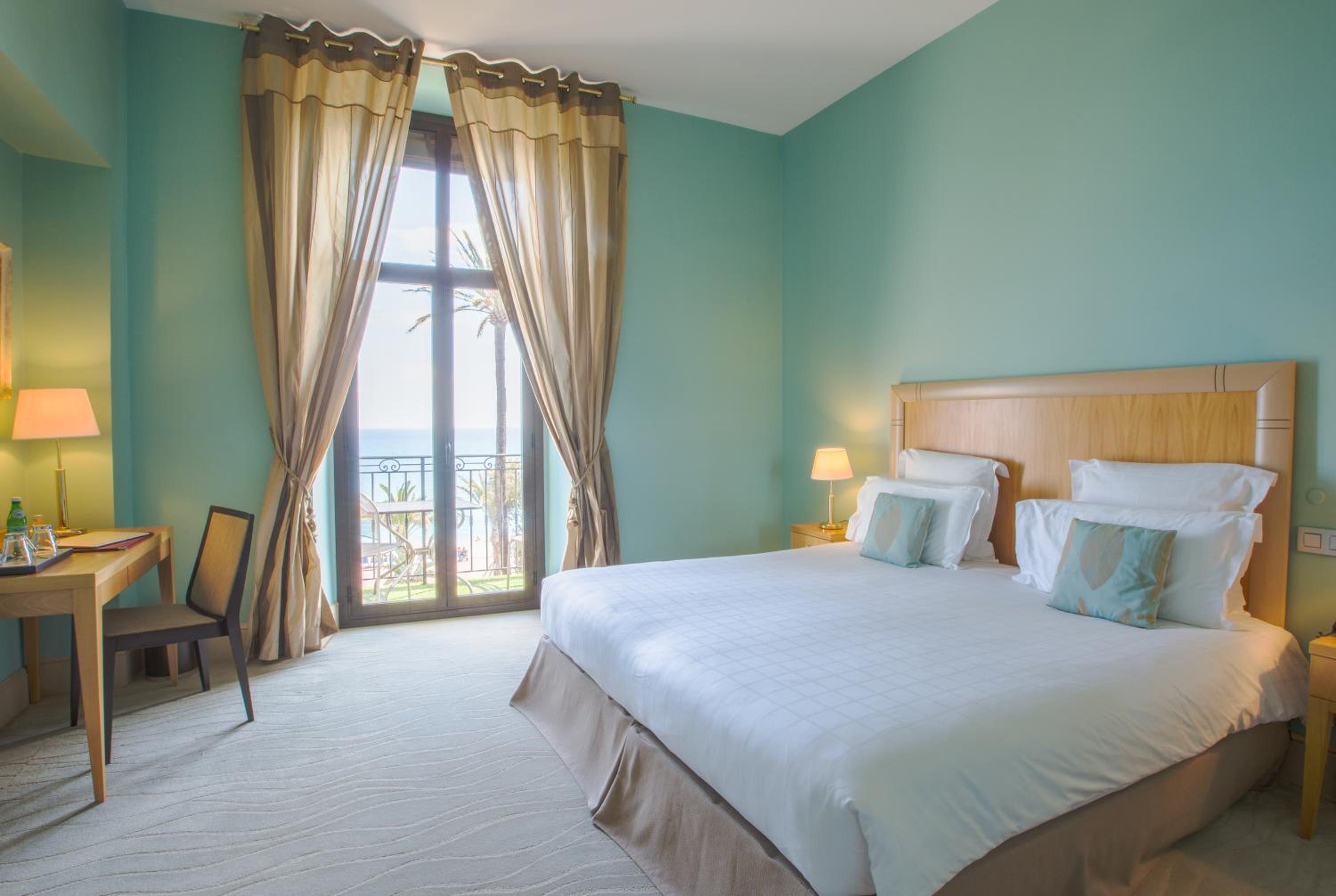 Superior Double Room with Sea View and Balcony - Photo 7