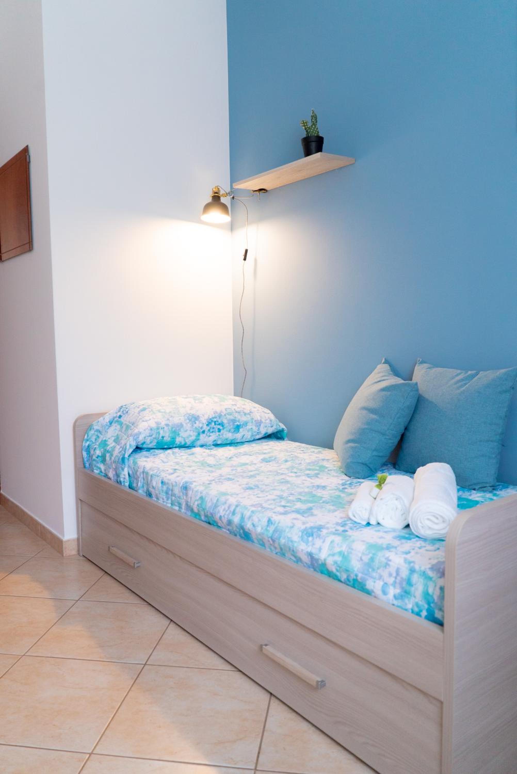 Small Twin Room photo 3