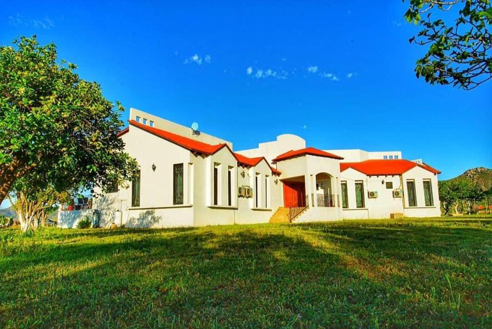 Villa with Private Pool - Photo 20
