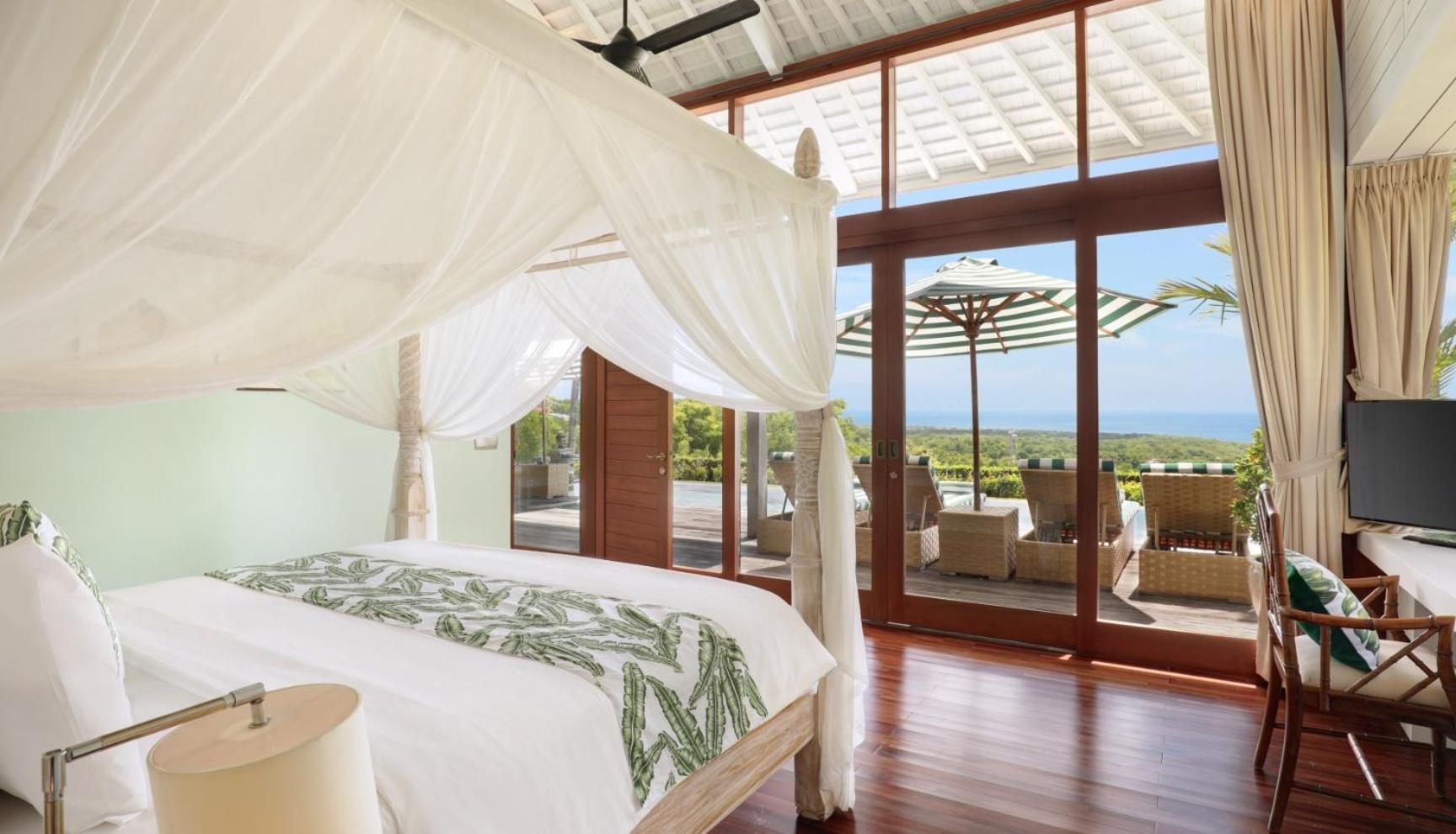 Three-Bedroom Villa with Private Pool photo 2