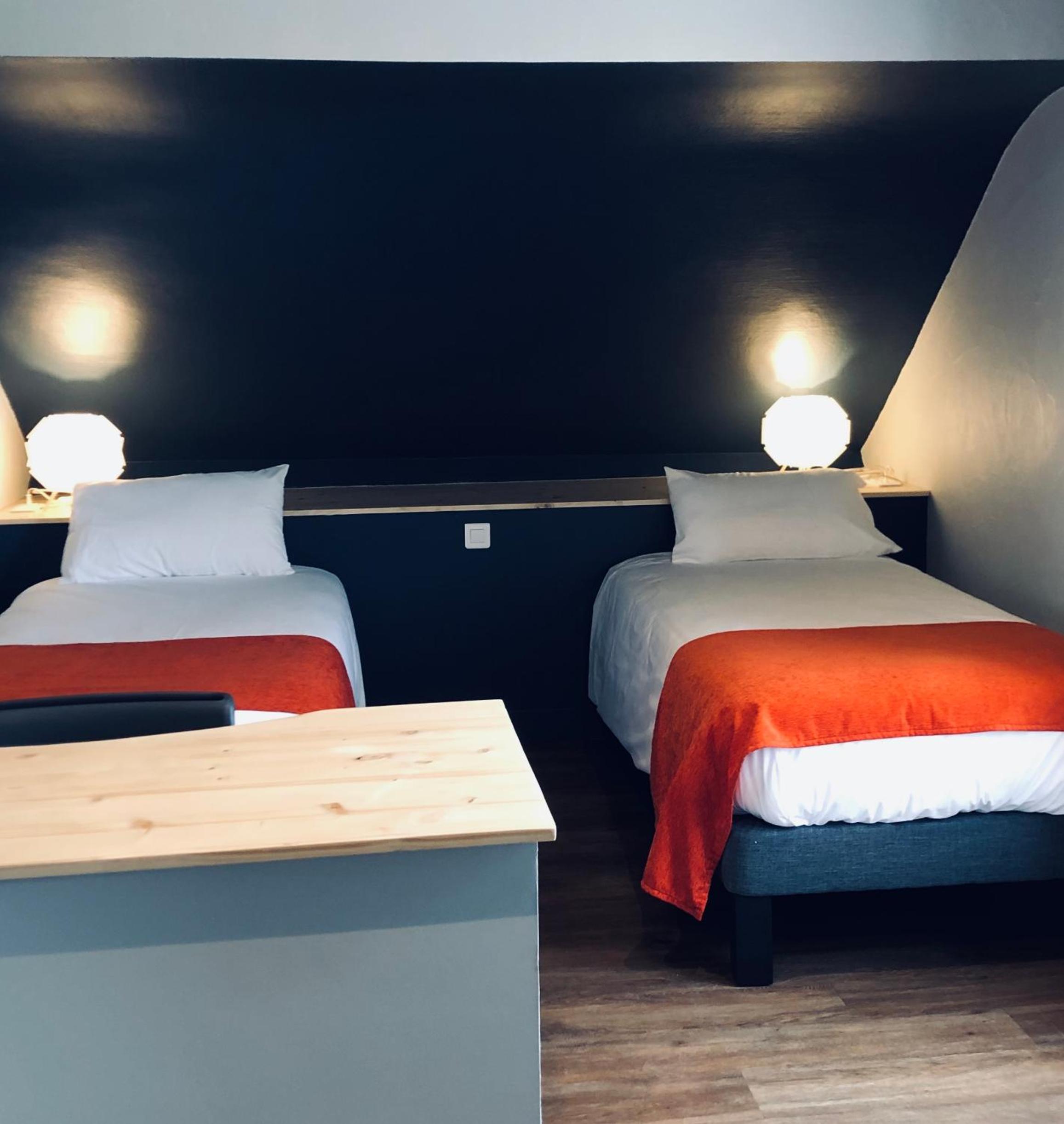 Double or Twin Room photo 1