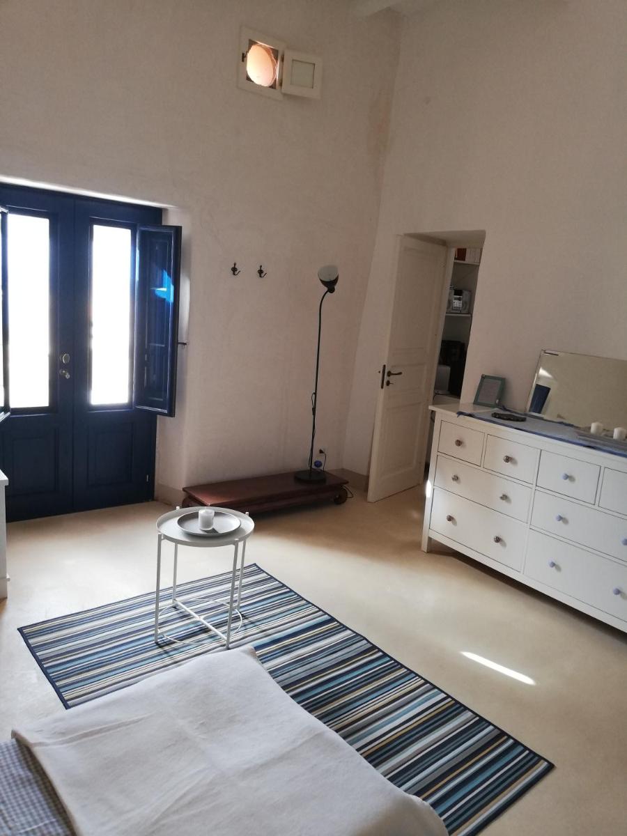 Standard Triple Room with Sea View