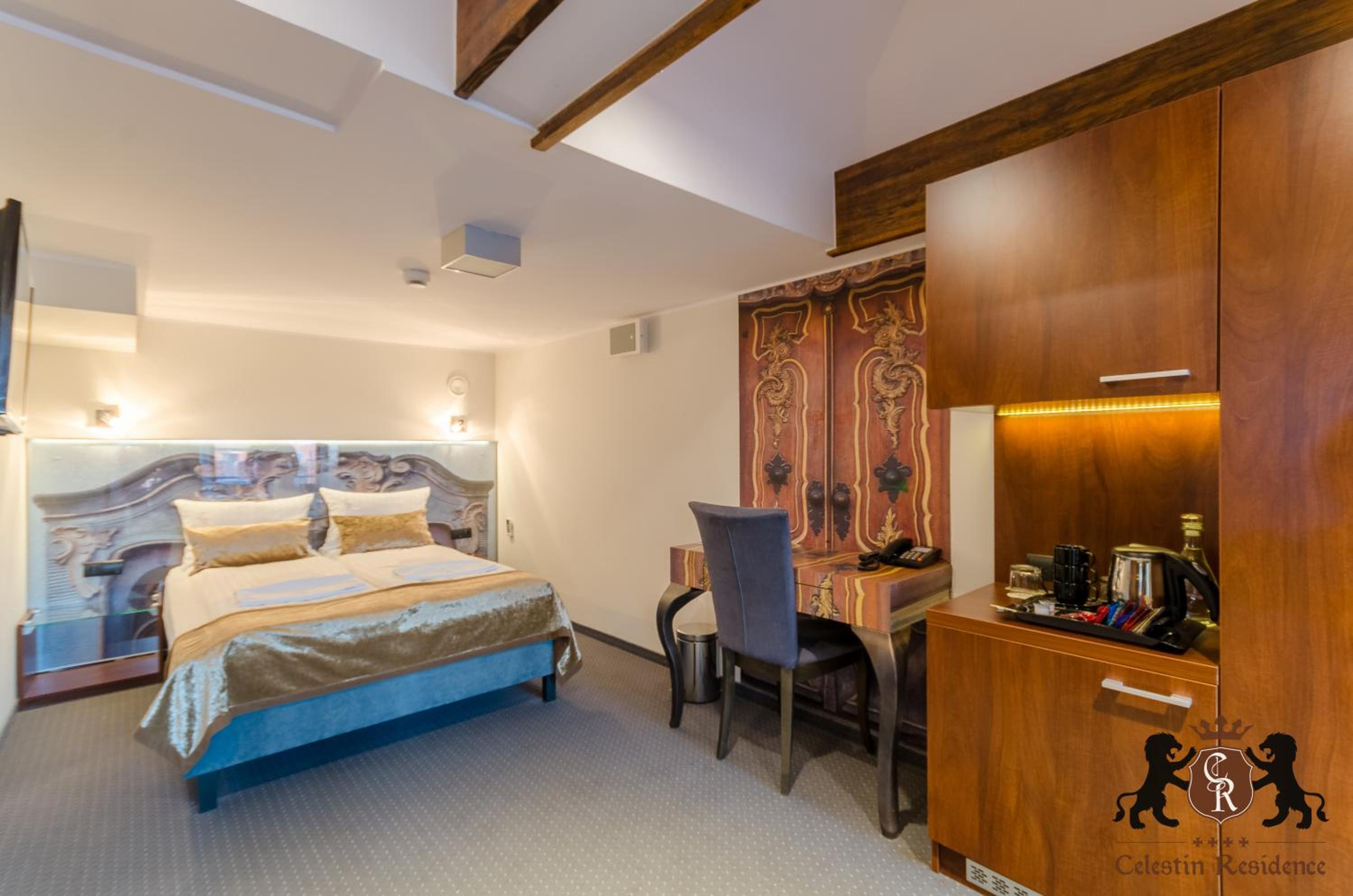 Triple Attic Room