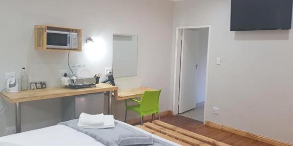 Luxury Twin Room - Photo 3
