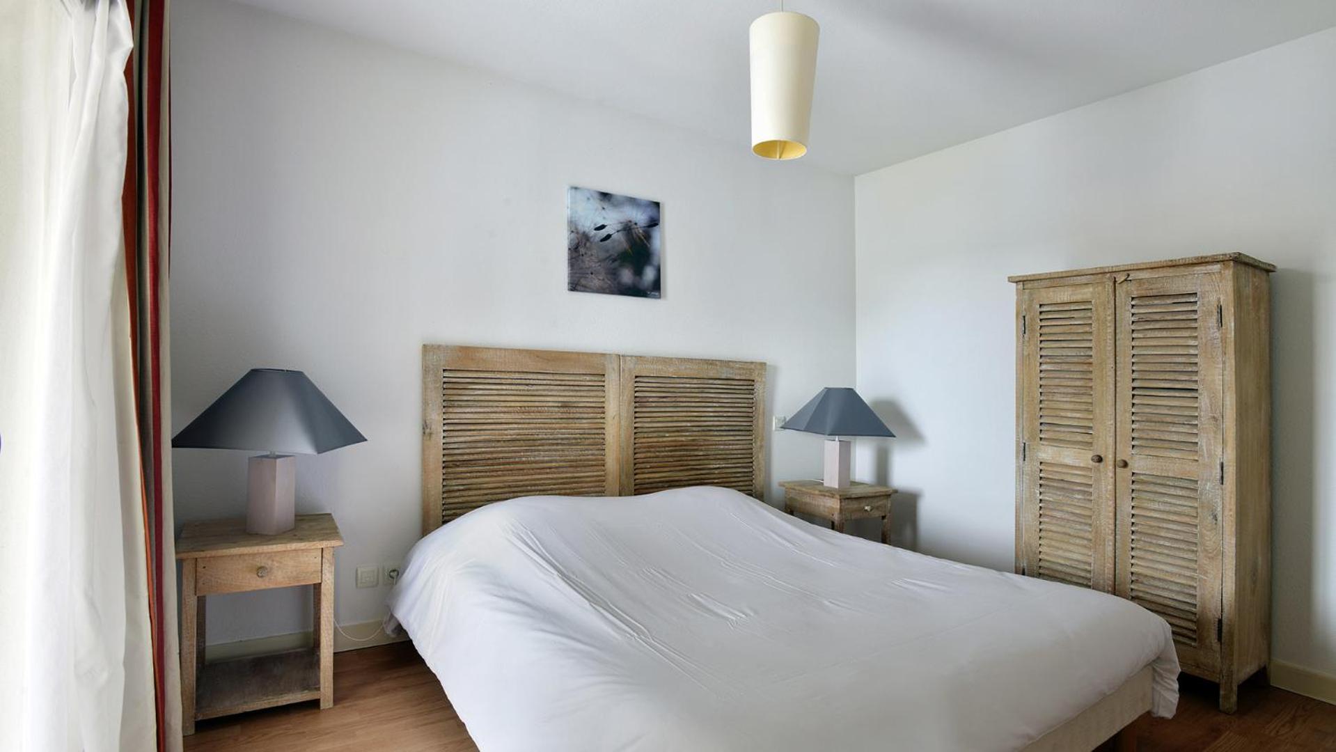 Two-Bedroom Apartment - Photo 1