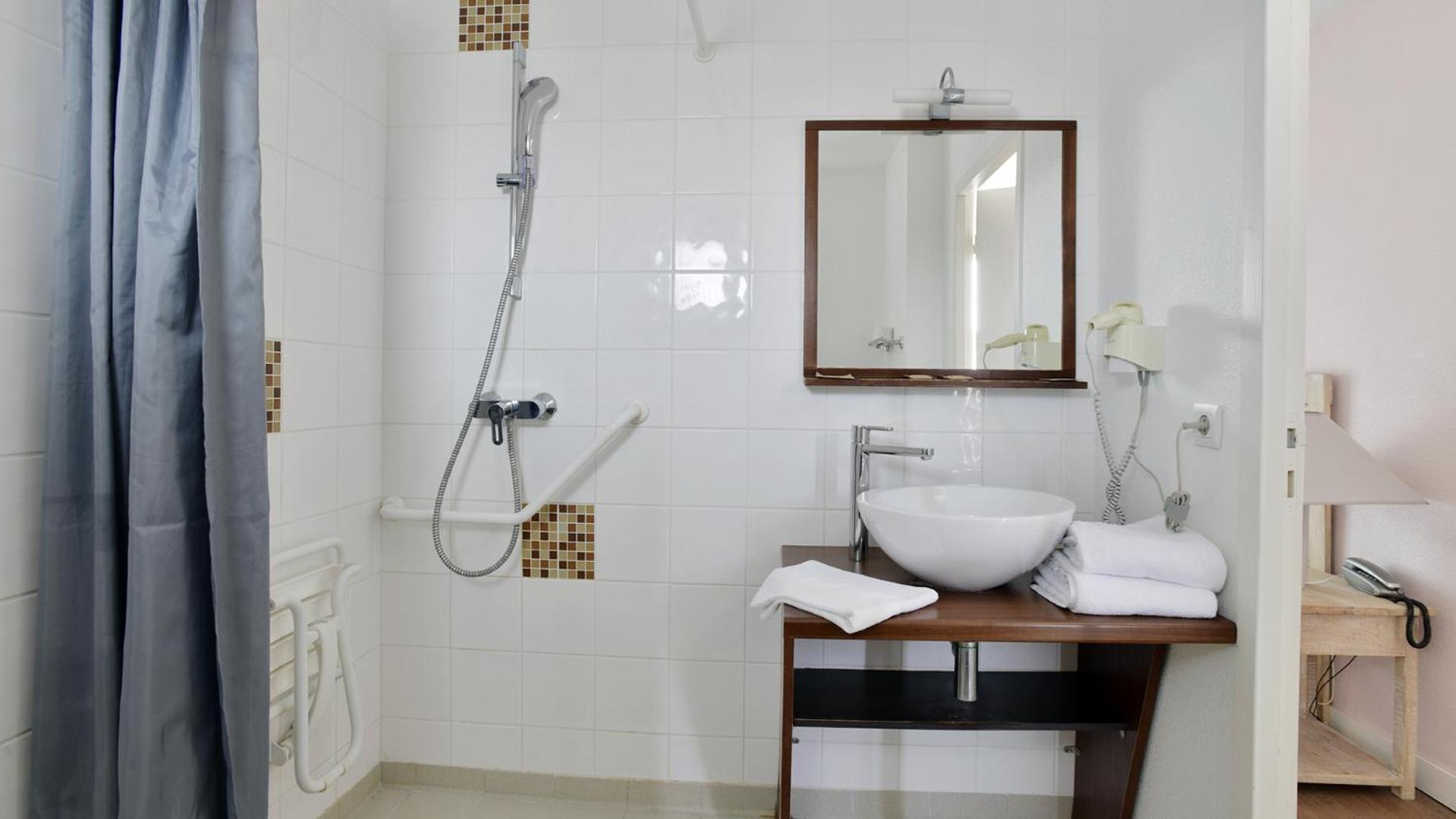 Studio Apartment - Disability Access - Photo 4