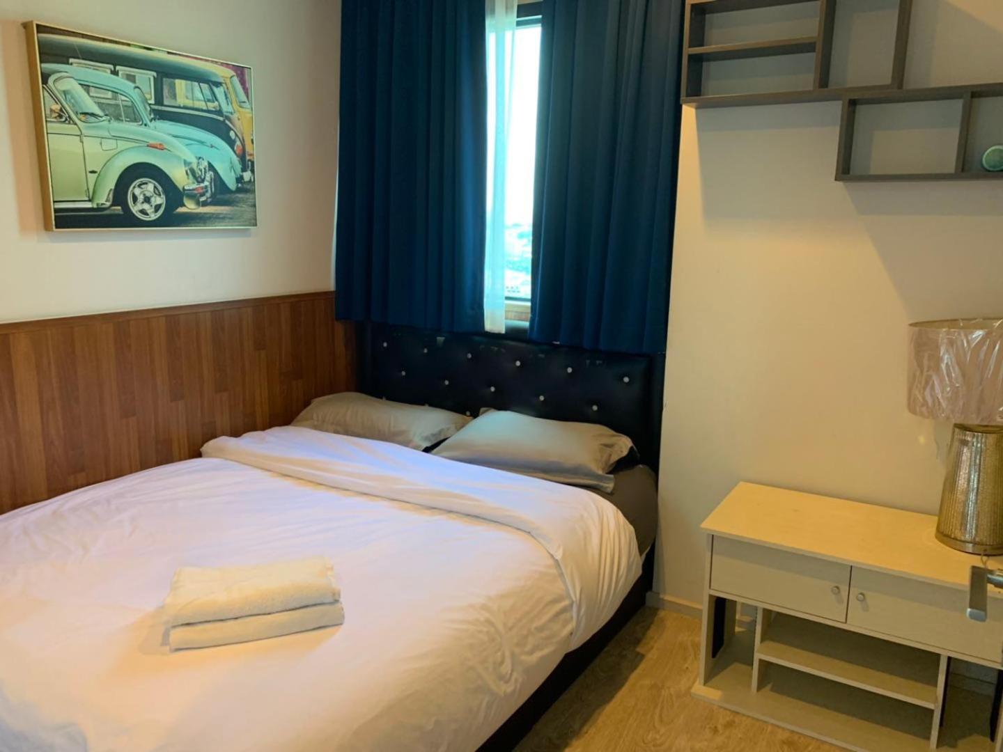 Two-Bedroom Apartment - Photo 17