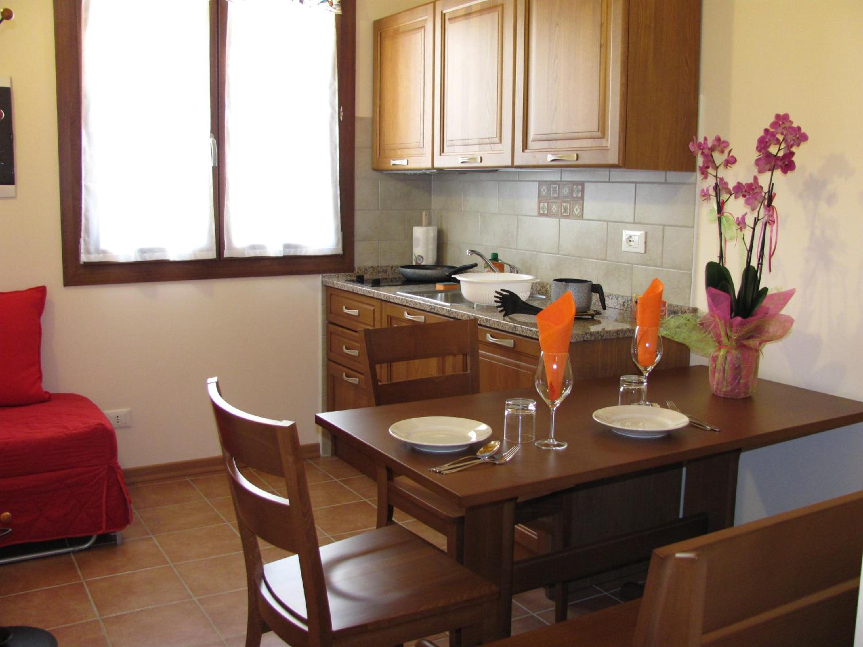 One Single Room Apartment photo 2
