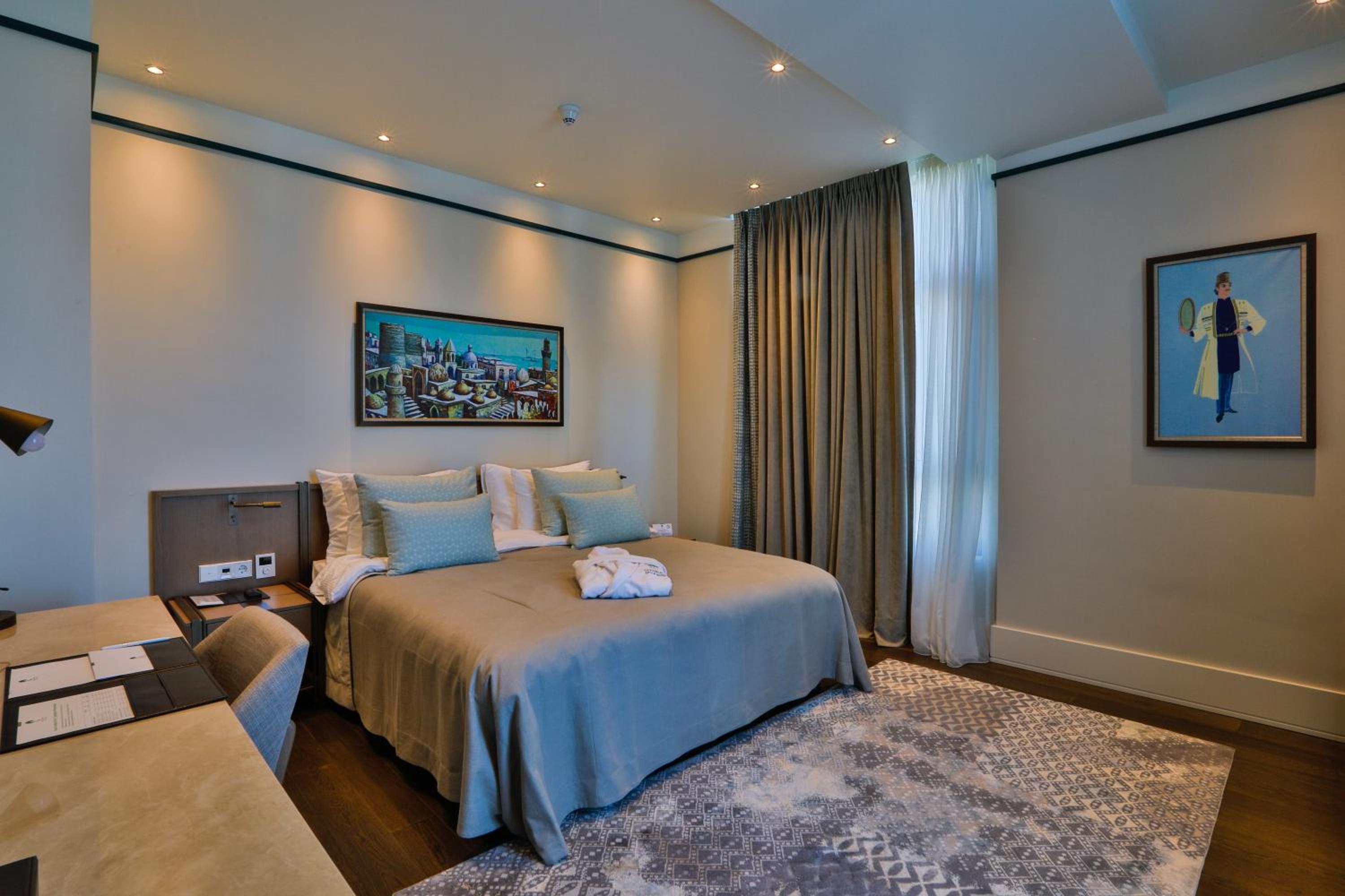 Double Room with Patio photo 2