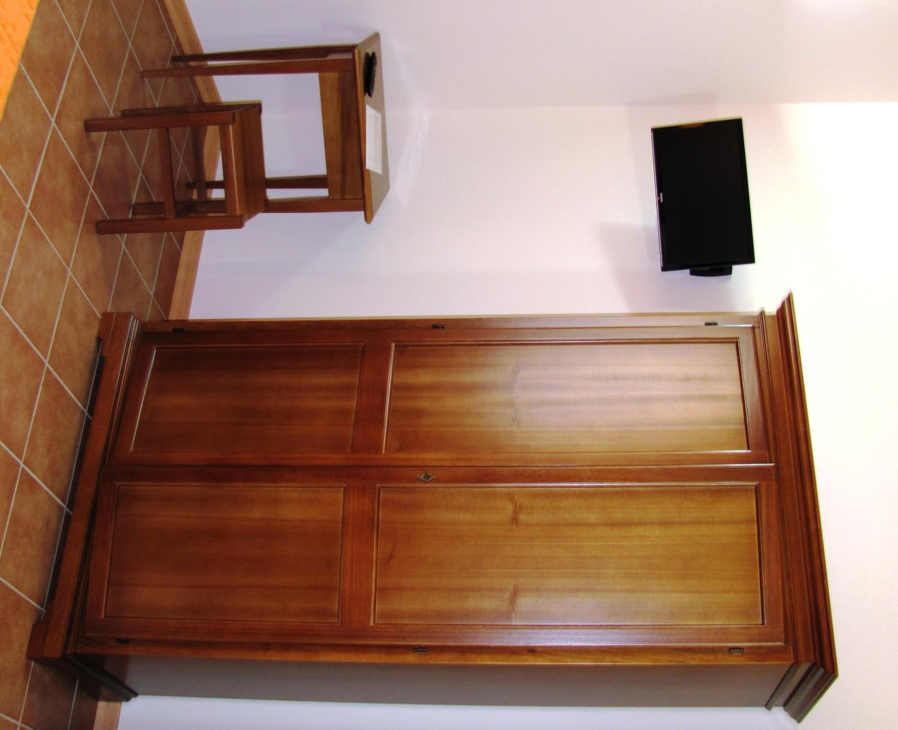 One Double Bedroom Apartment photo 3